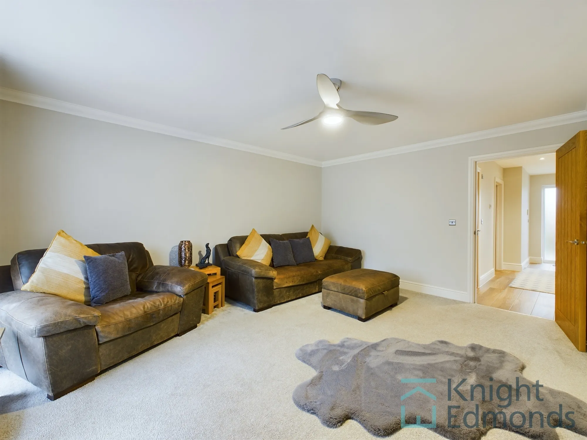 4 bed detached house for sale in Valdene Close, Maidstone  - Property Image 6