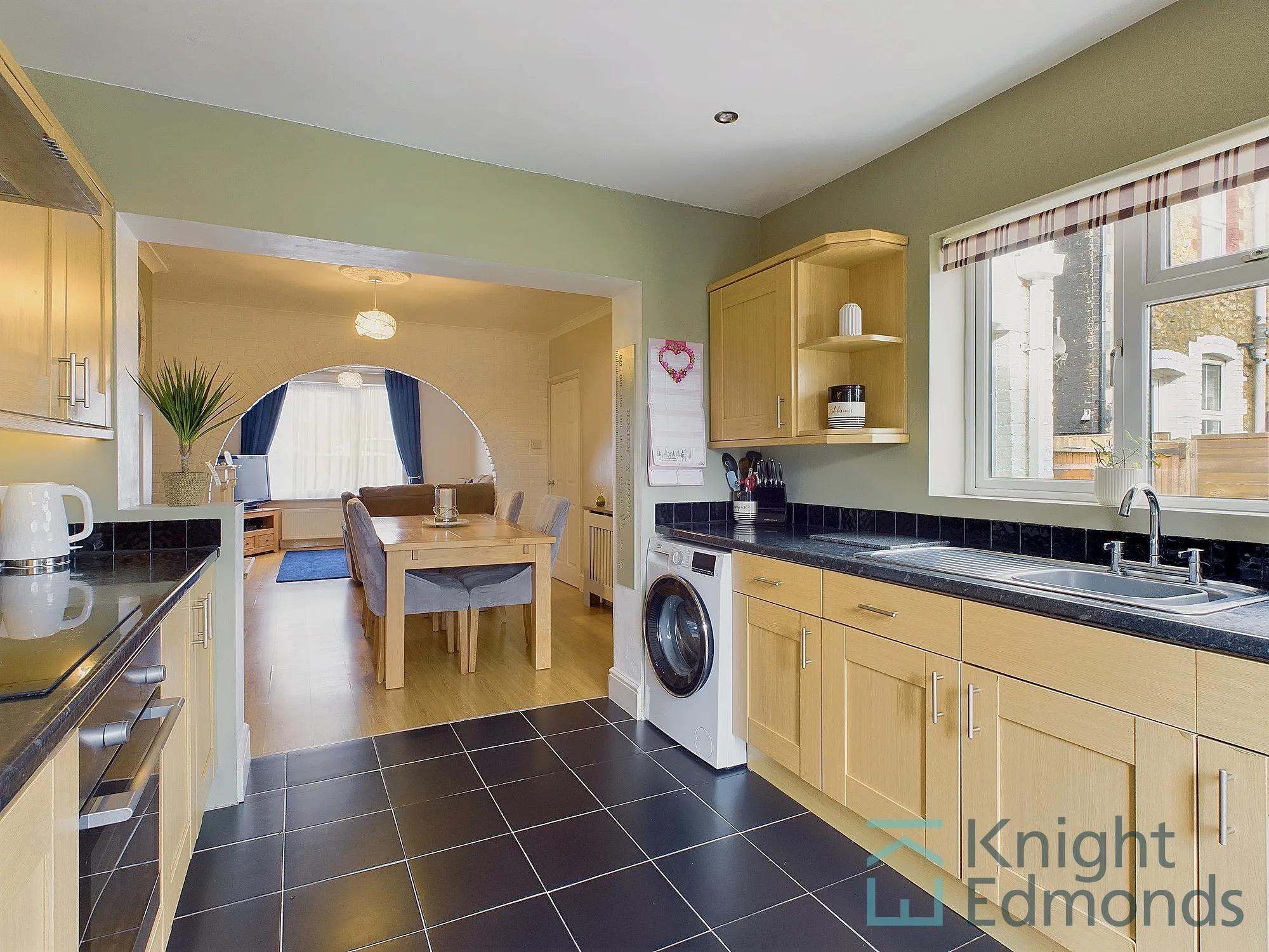 4 bed semi-detached house for sale in Hartnup Street, Maidstone  - Property Image 2