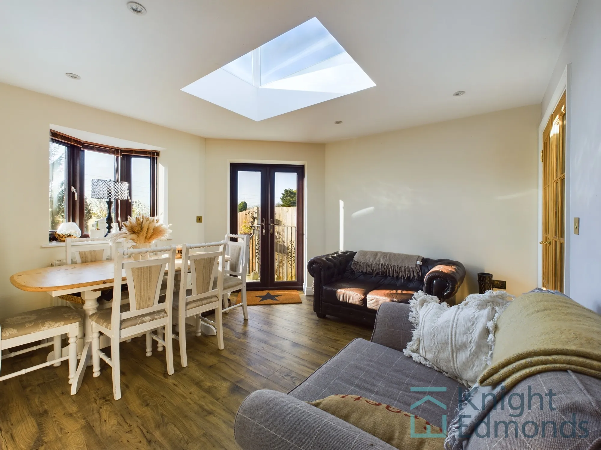 2 bed semi-detached house for sale in Pilgrims Way, Maidstone  - Property Image 12