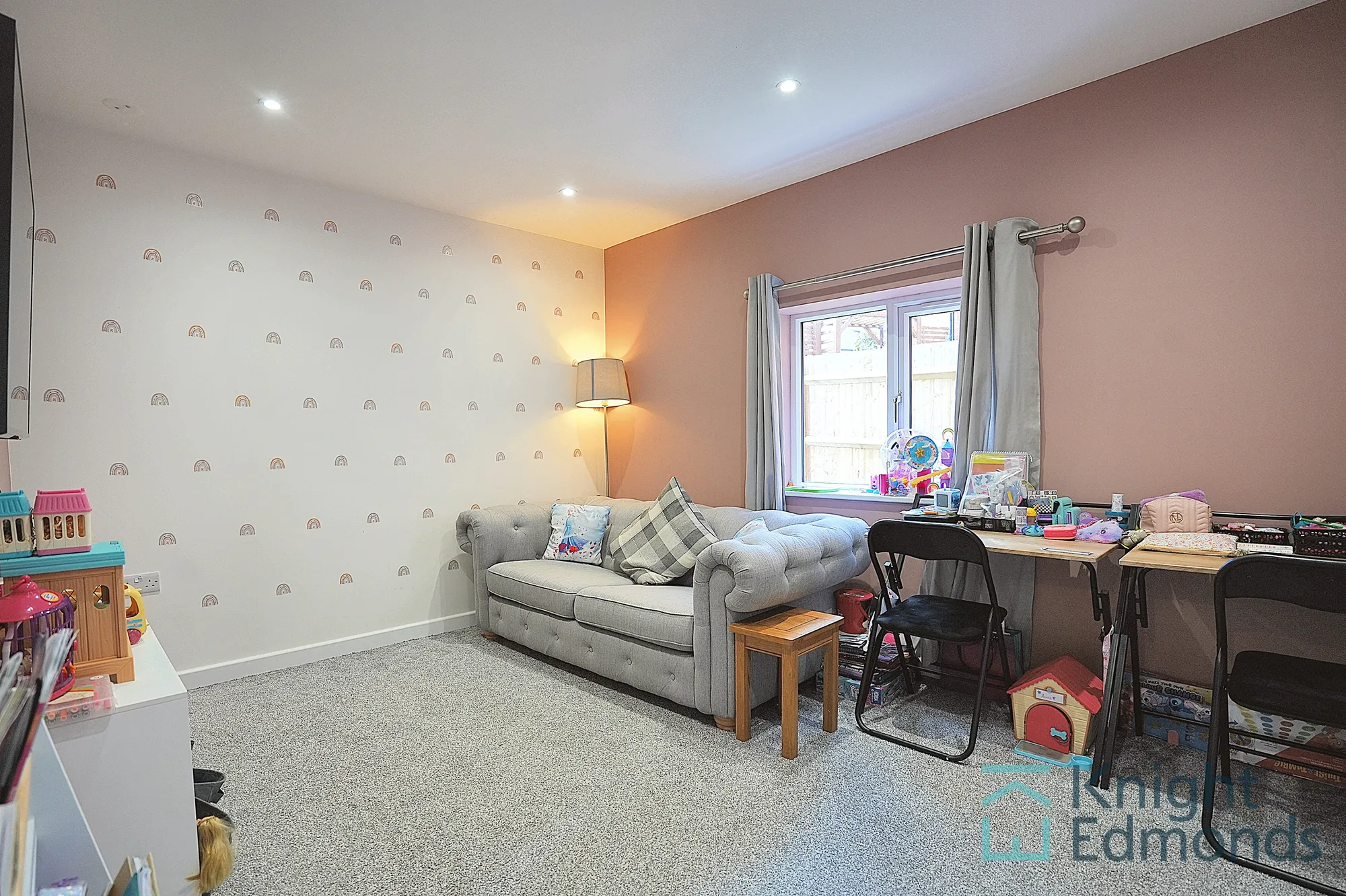 4 bed detached house for sale in Meadow Crescent, Maidstone  - Property Image 19