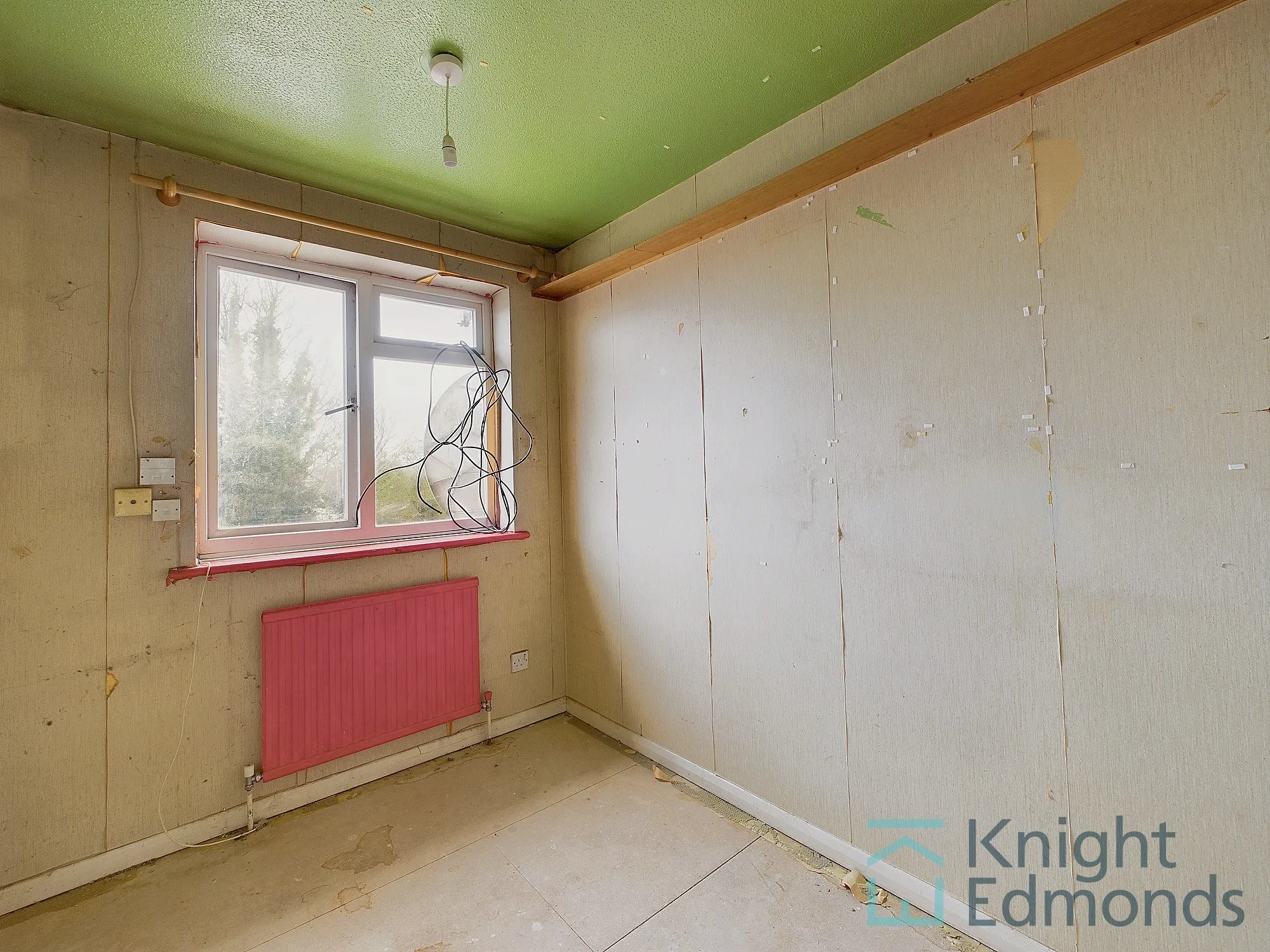 3 bed mid-terraced house for sale in Elmstone Close, Maidstone  - Property Image 9