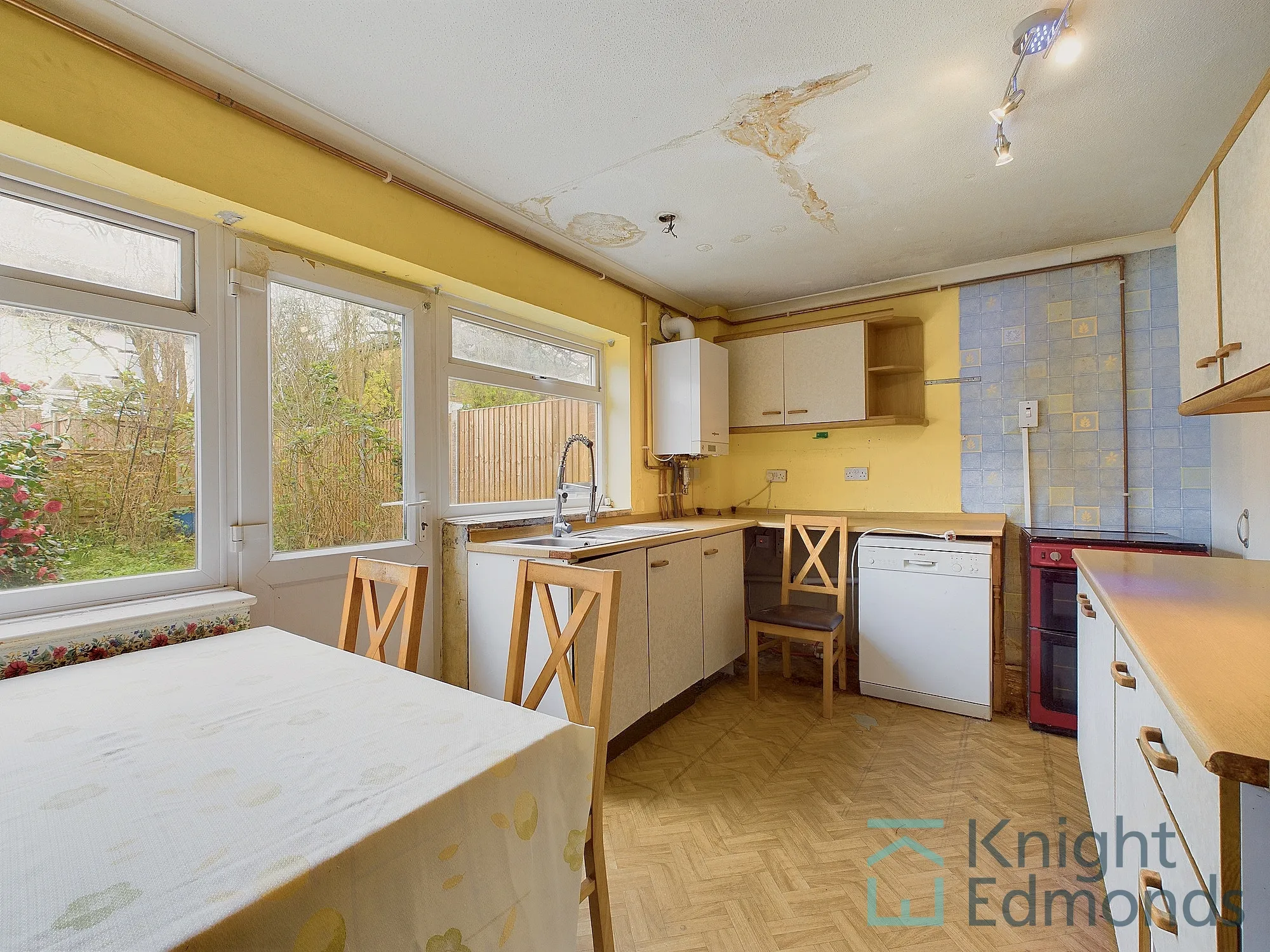 3 bed mid-terraced house for sale in Elmstone Close, Maidstone  - Property Image 2
