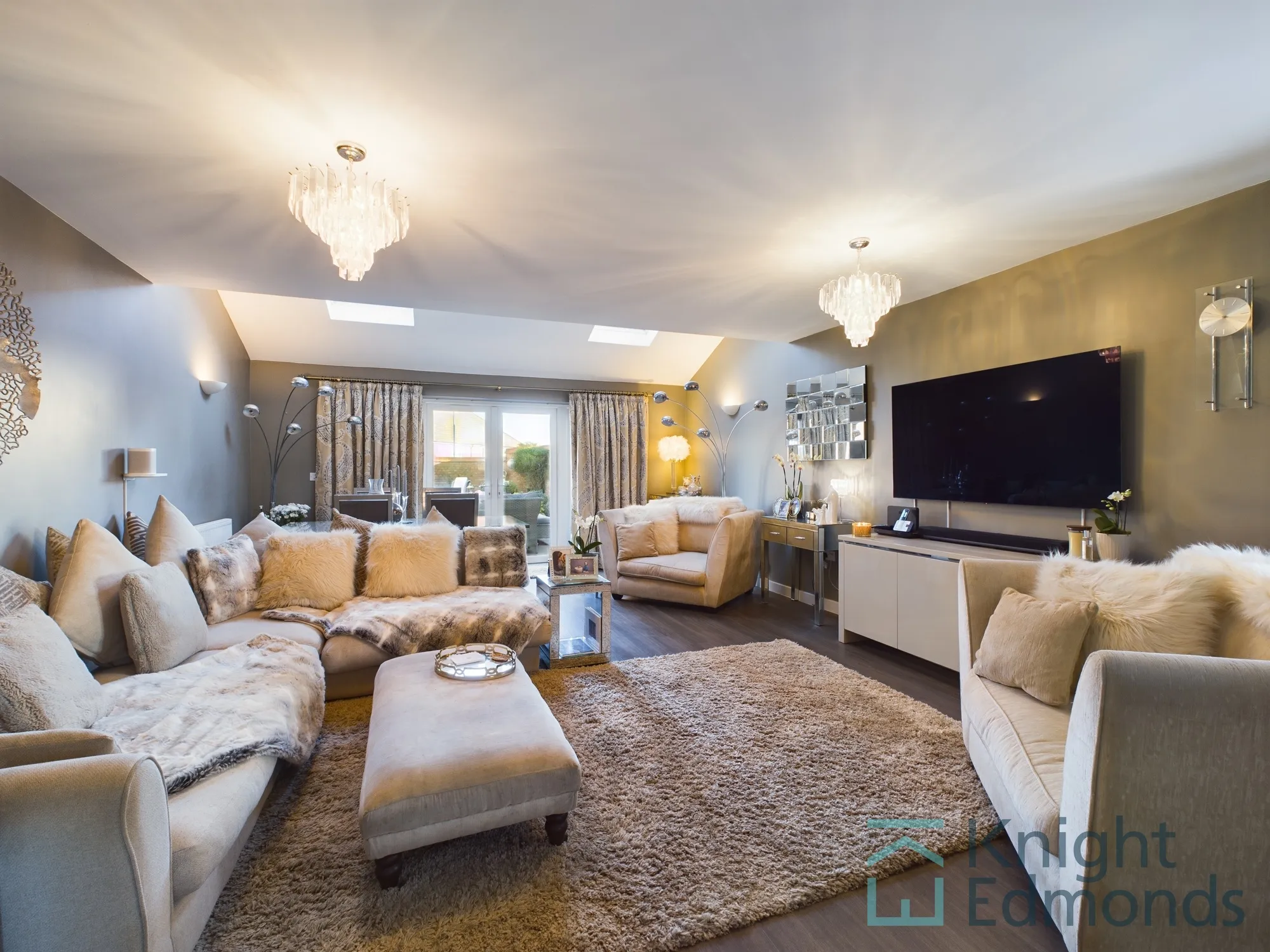 3 bed detached house for sale in Swallow Road, Maidstone  - Property Image 3
