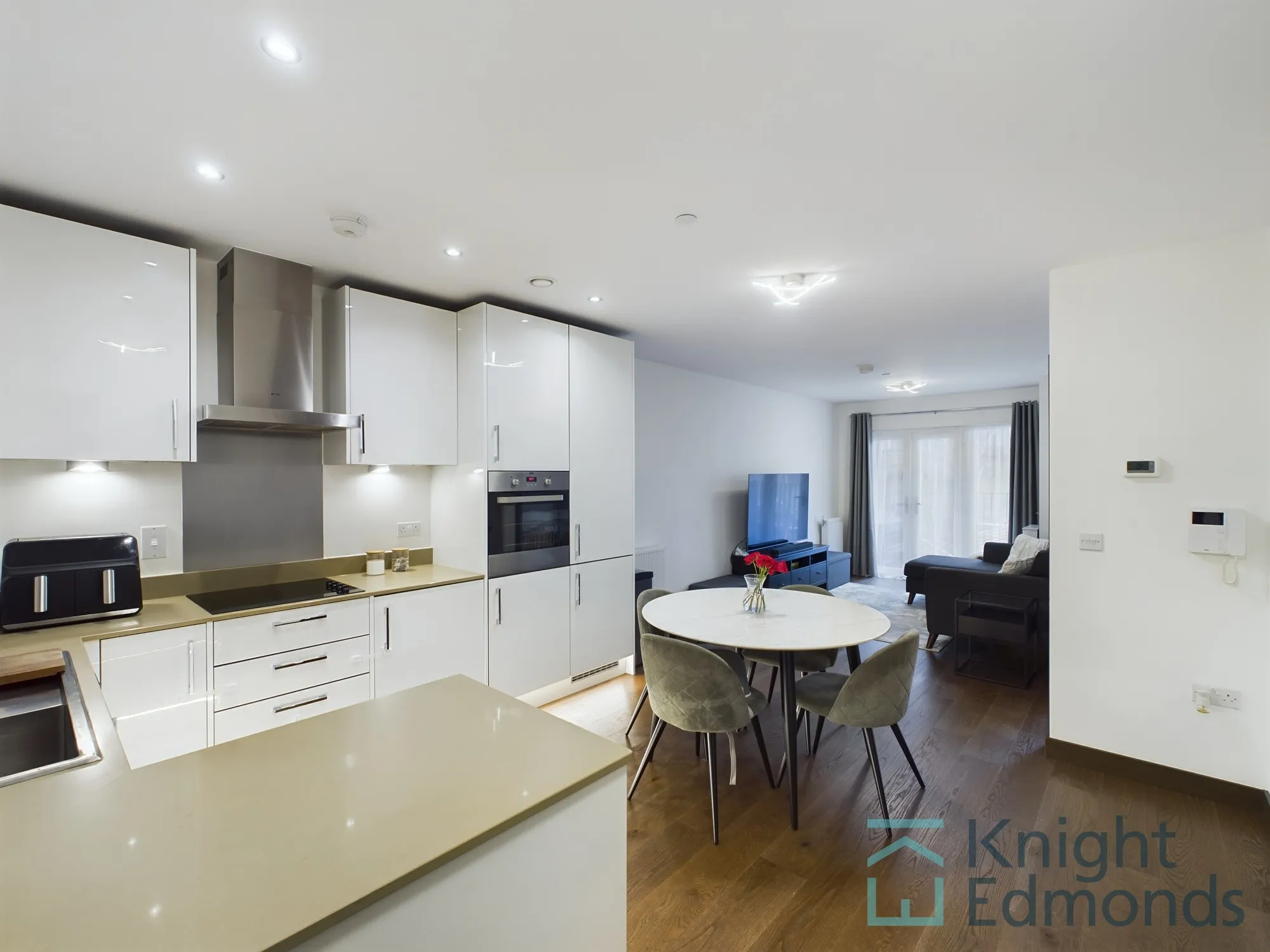 1 bed apartment for sale in Rosalind Drive, Maidstone  - Property Image 3
