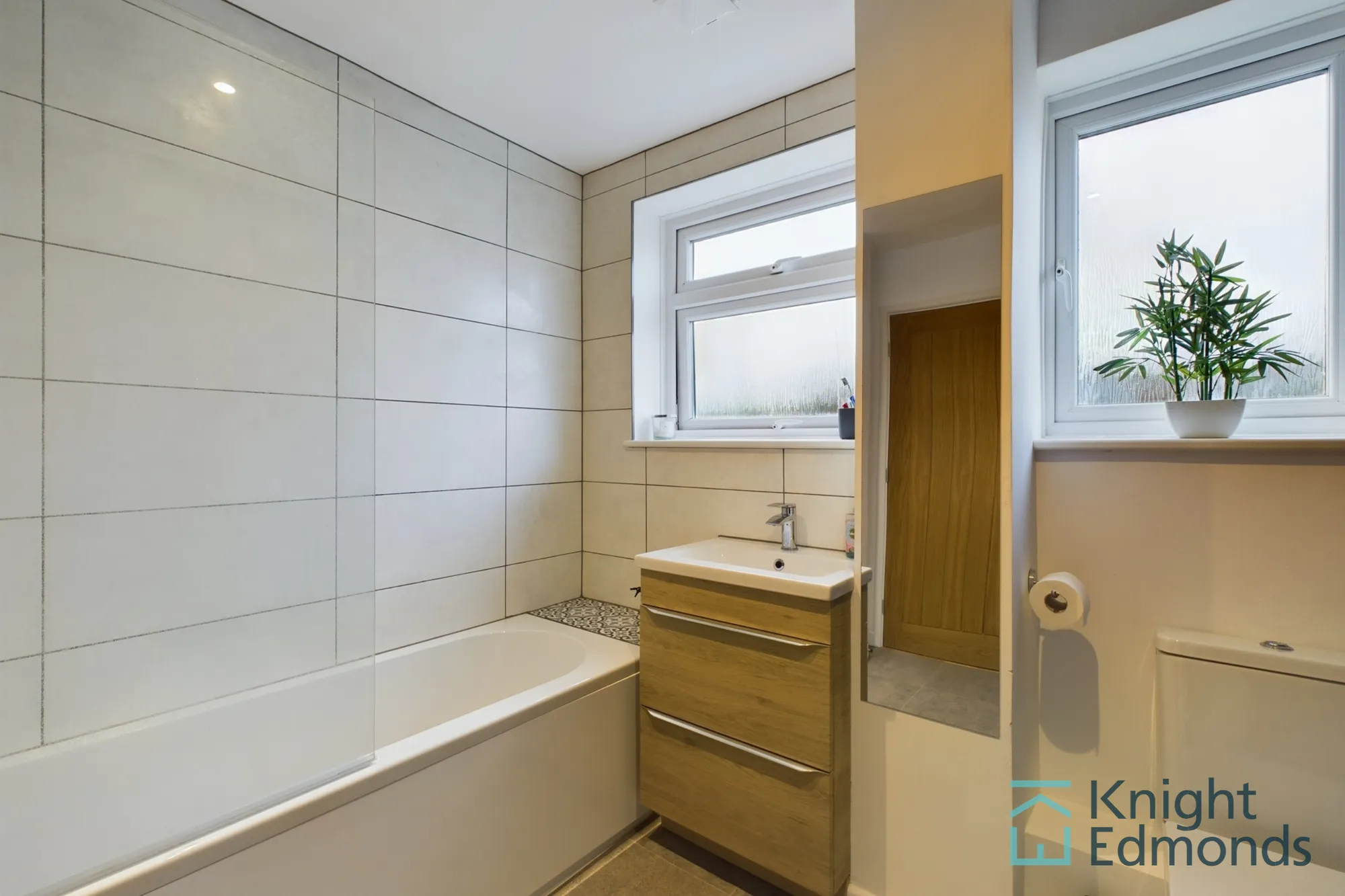 2 bed apartment for sale in Chilston Road, Tunbridge Wells  - Property Image 5