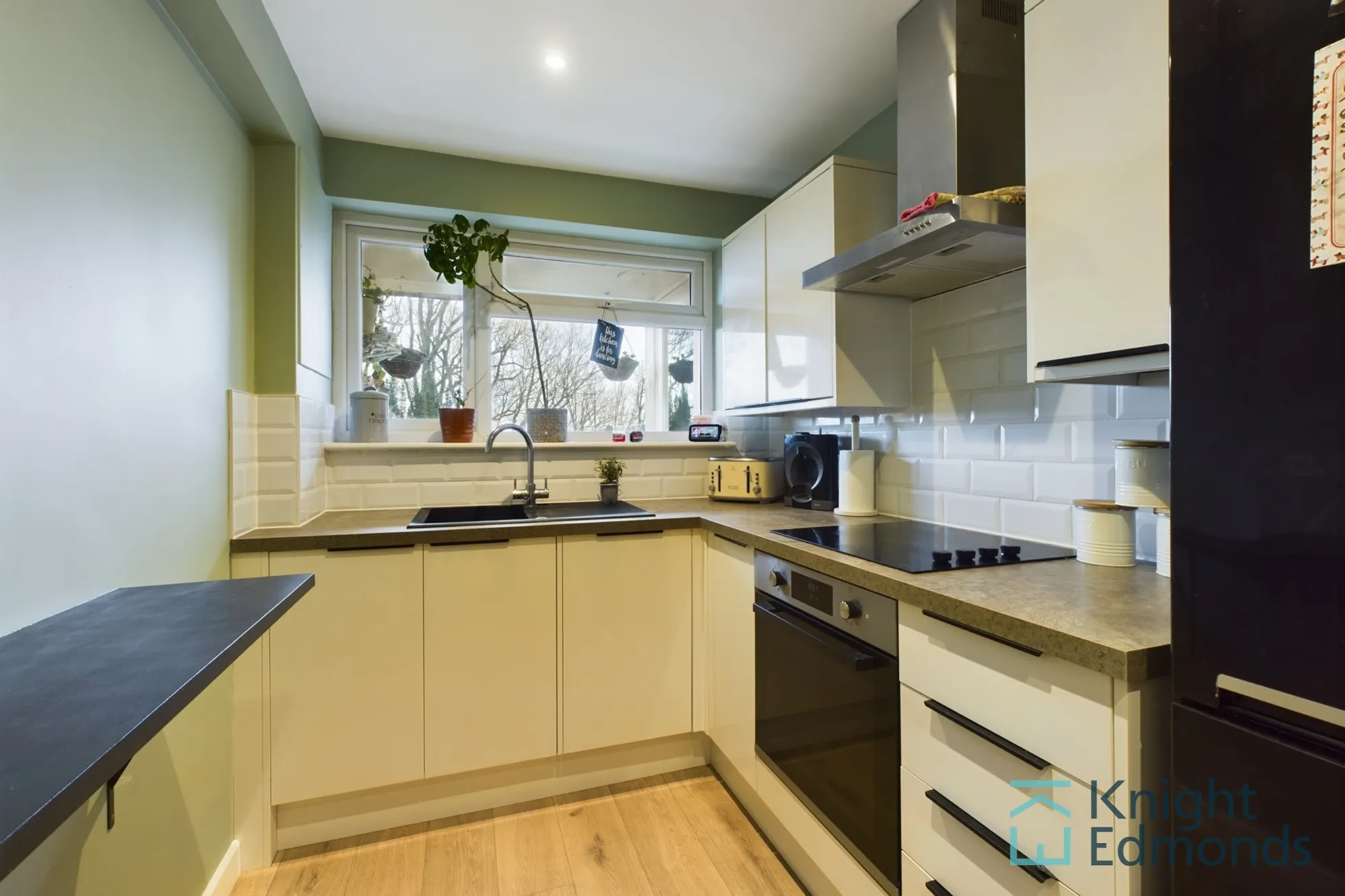 2 bed apartment for sale in Chilston Road, Tunbridge Wells  - Property Image 3