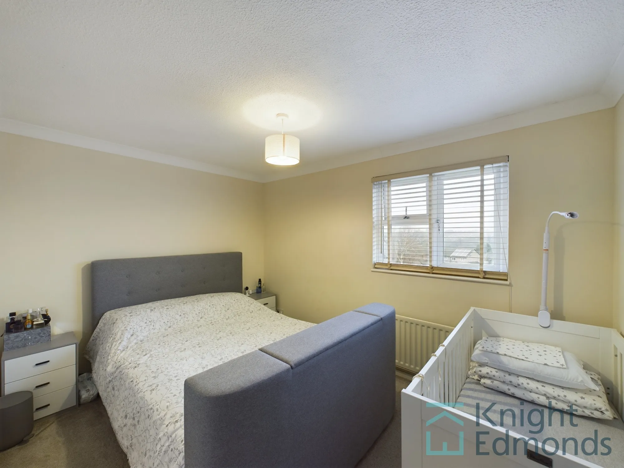 2 bed for sale in Redsells Close, Maidstone  - Property Image 8