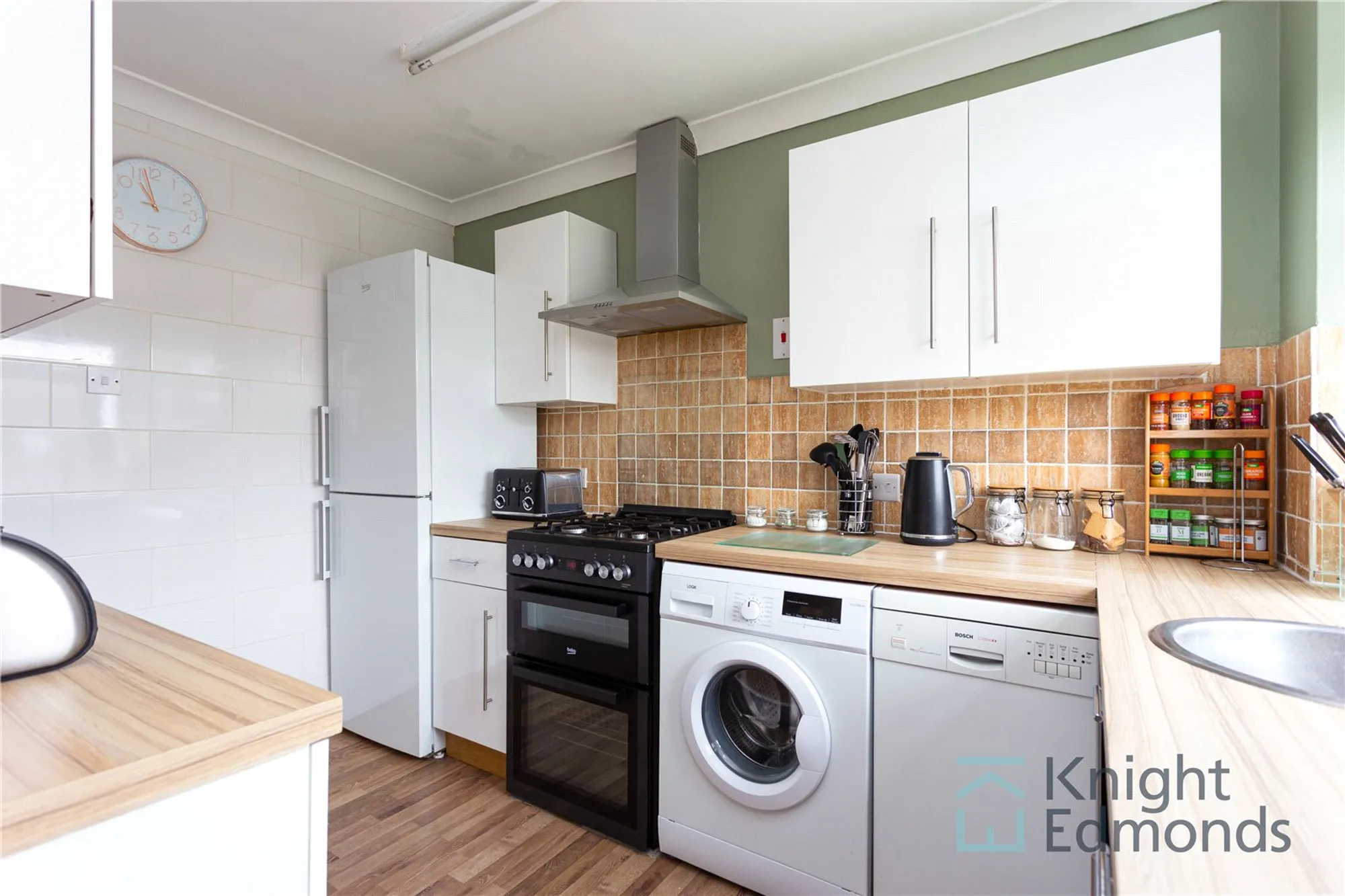 3 bed mid-terraced house for sale in Junction Road, Gillingham  - Property Image 7