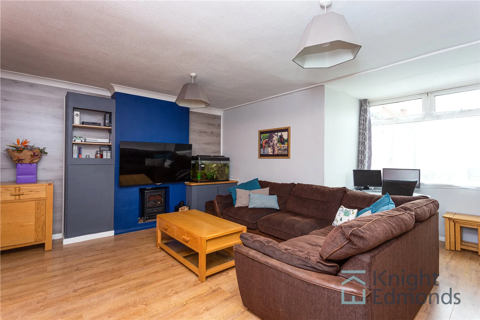 3 bed mid-terraced house for sale in Junction Road, Gillingham  - Property Image 3