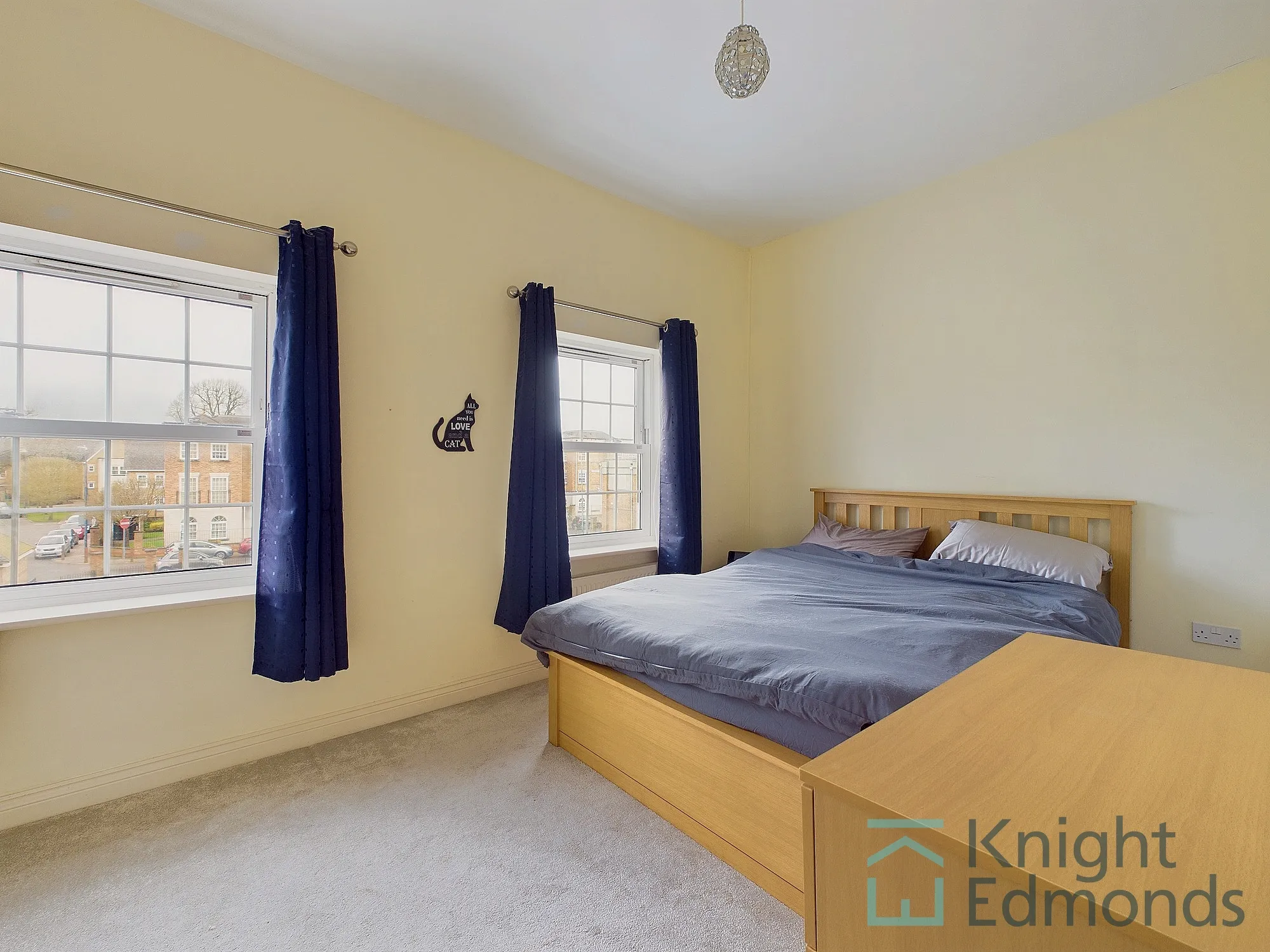 3 bed terraced house for sale in Tarragon Road, Maidstone  - Property Image 5