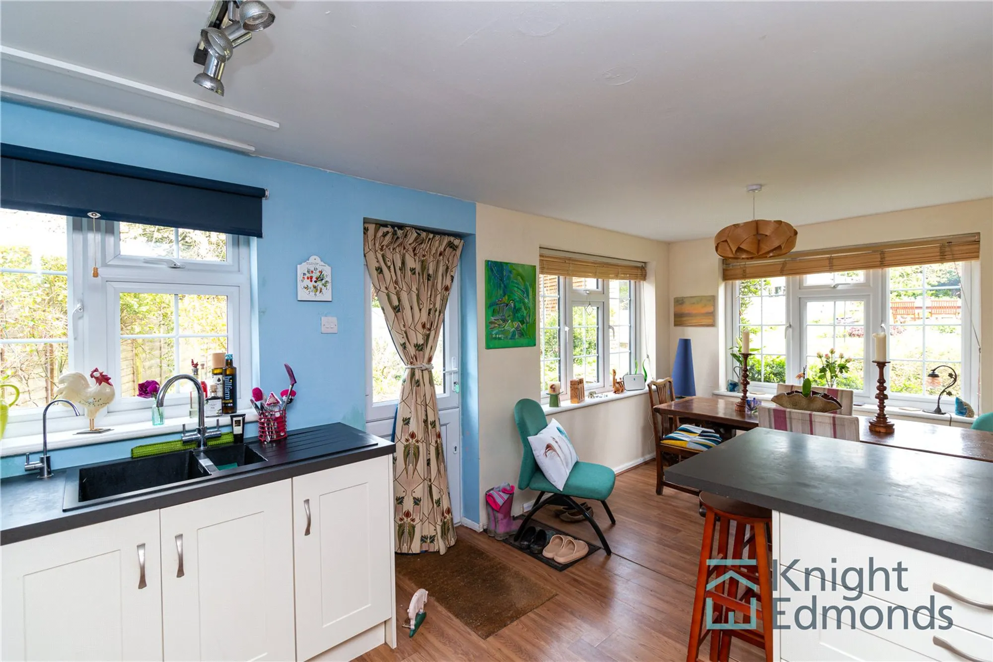 3 bed end of terrace house for sale in Hilltop, Maidstone 6