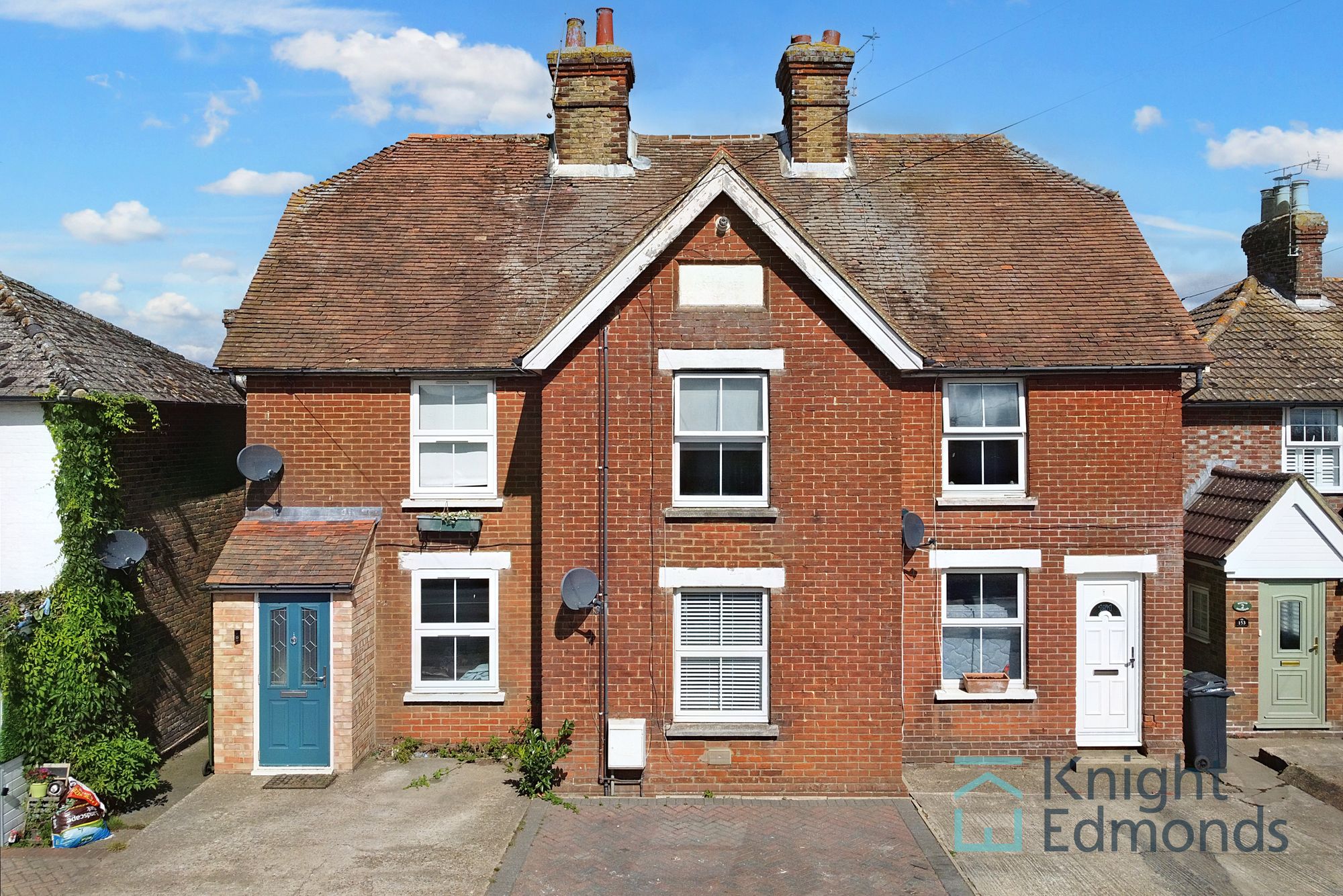 2 bed mid-terraced house for sale in Heath Road, Maidstone, ME17