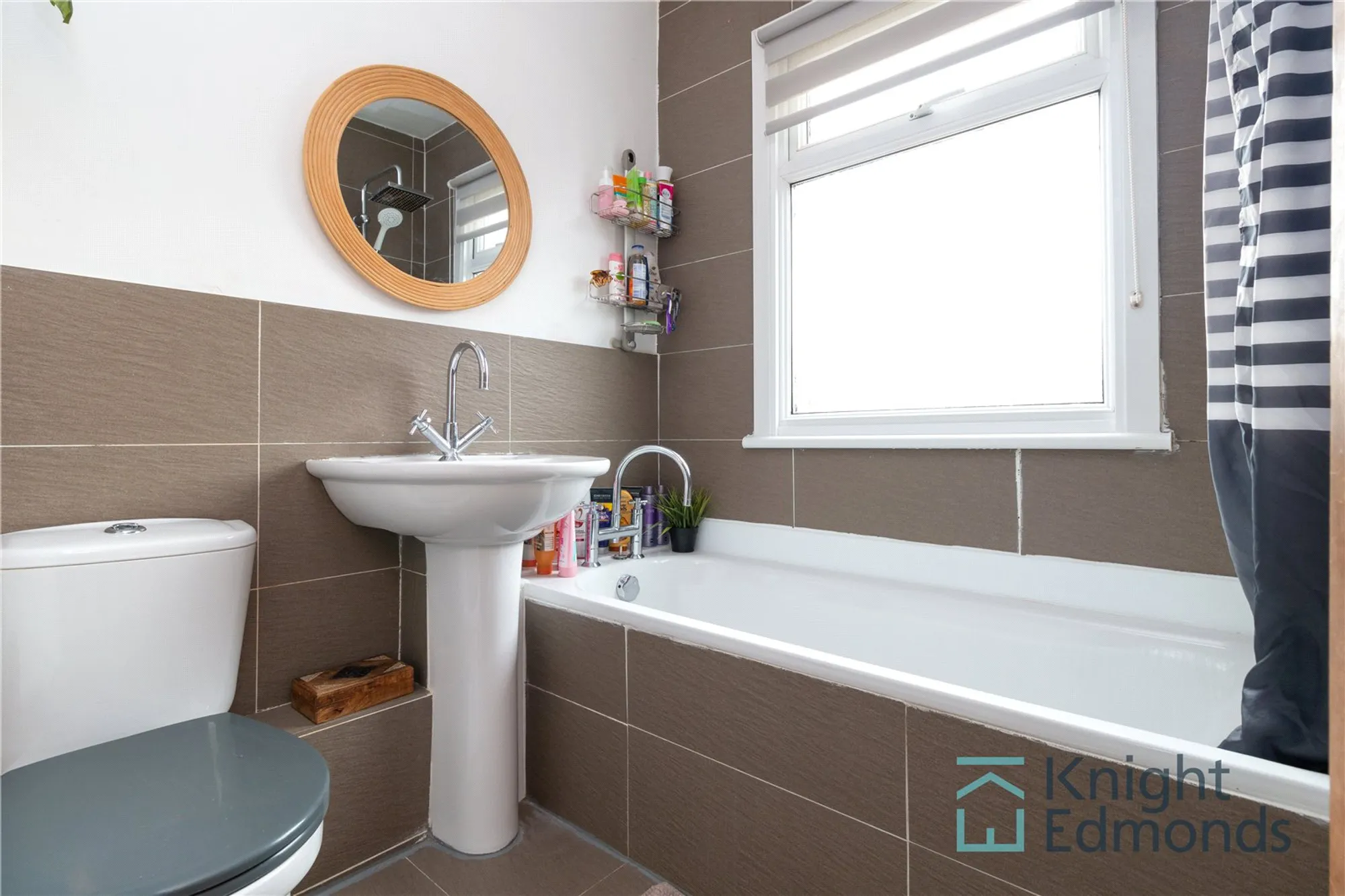 3 bed semi-detached house for sale in College Road, Maidstone  - Property Image 10