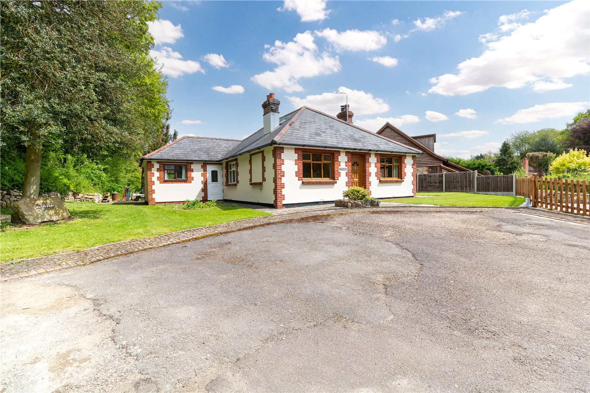 4 bed detached bungalow for sale in Workhouse Lane, Maidstone  - Property Image 1