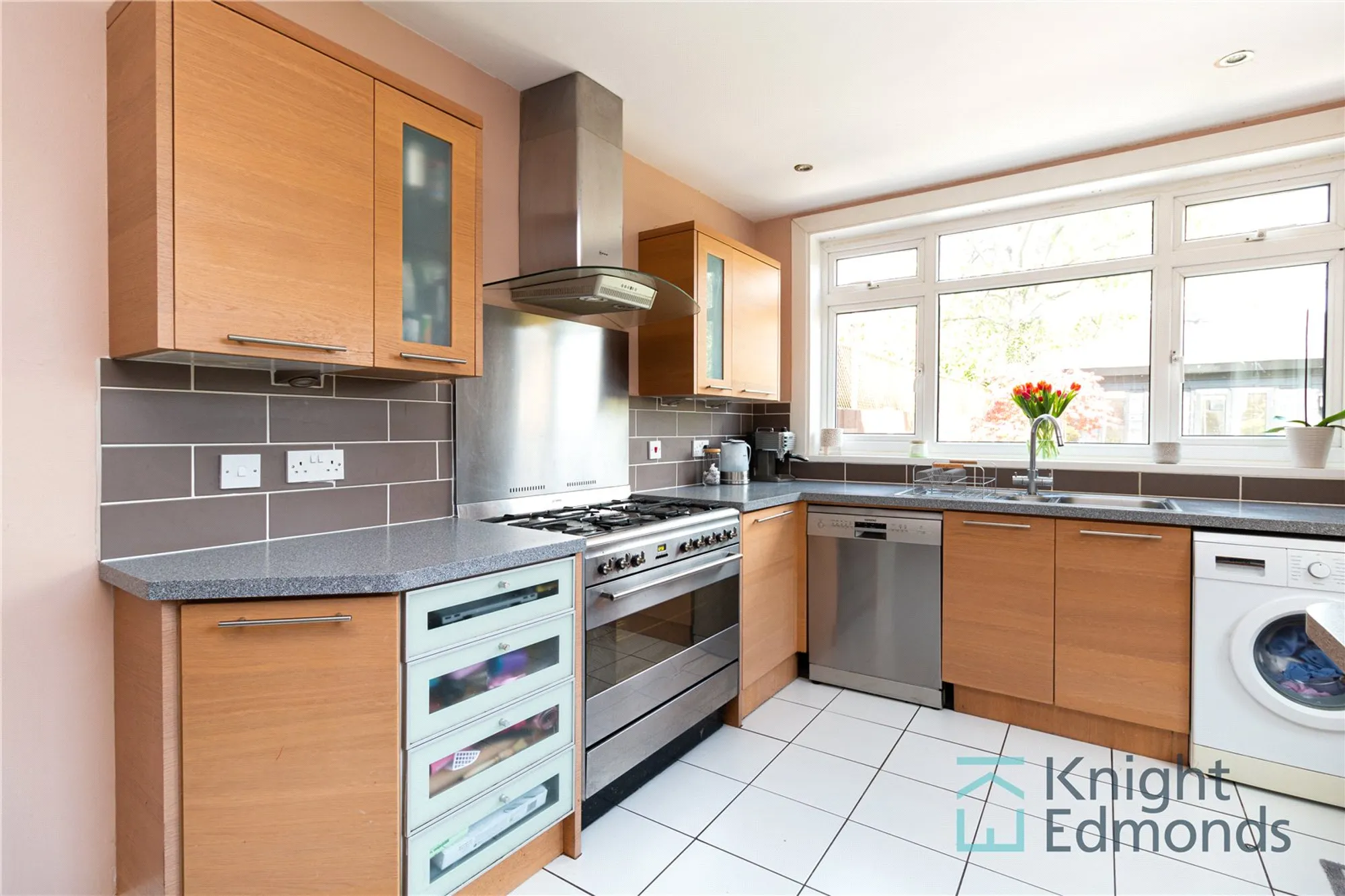 4 bed semi-detached house for sale in Cornwallis Road, Maidstone 5