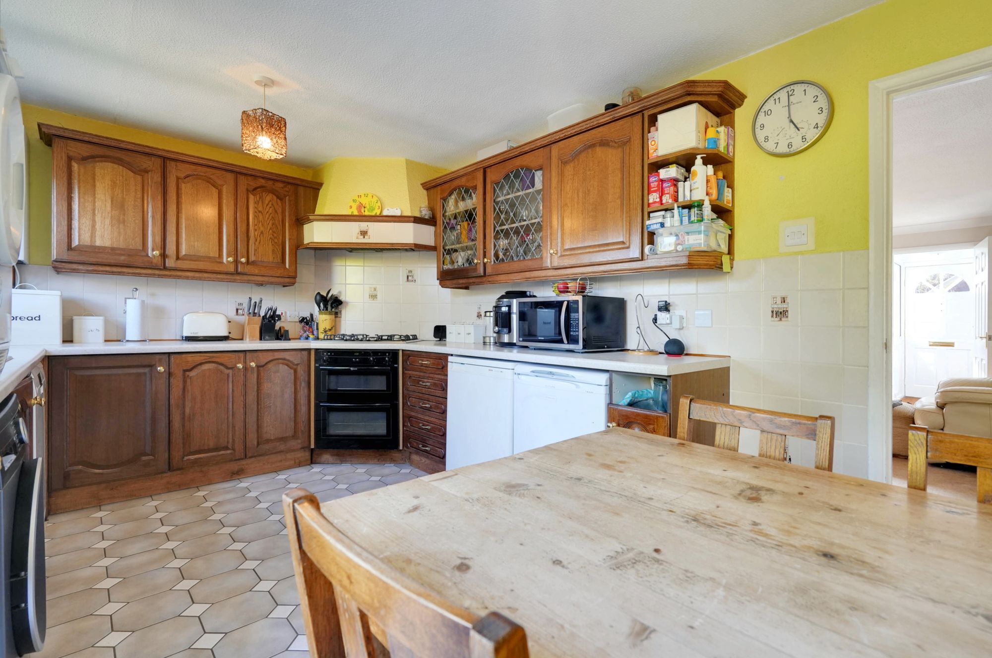 3 bed house for sale in Lenside Drive, Maidstone  - Property Image 3