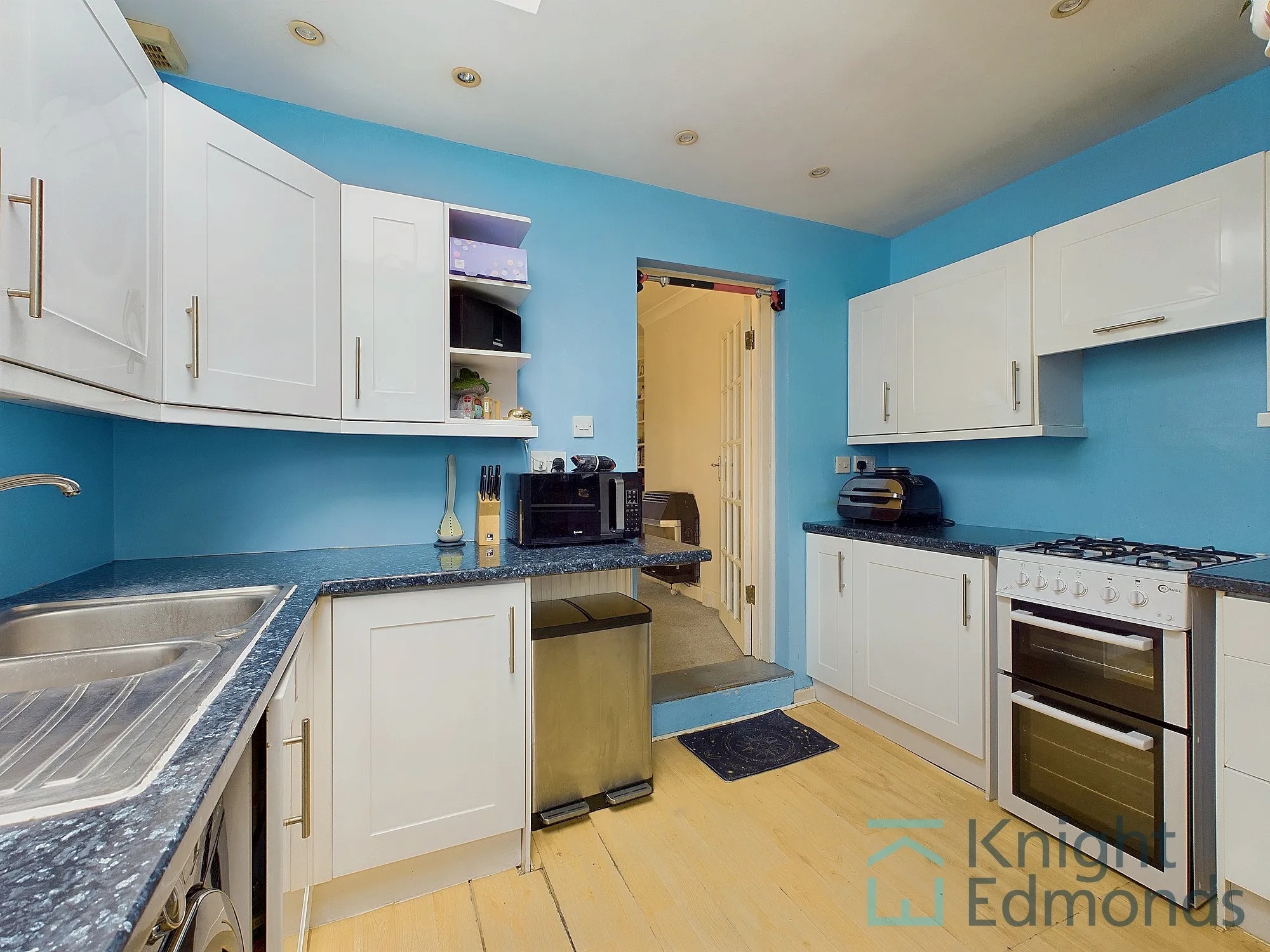 2 bed terraced house for sale in Fant Lane, Maidstone  - Property Image 2