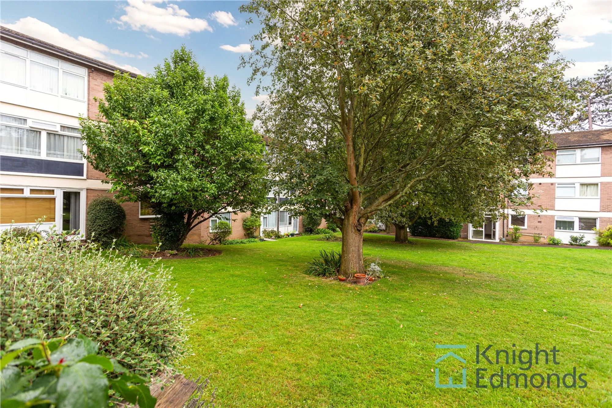 2 bed apartment for sale in Tonbridge Road, Maidstone  - Property Image 10