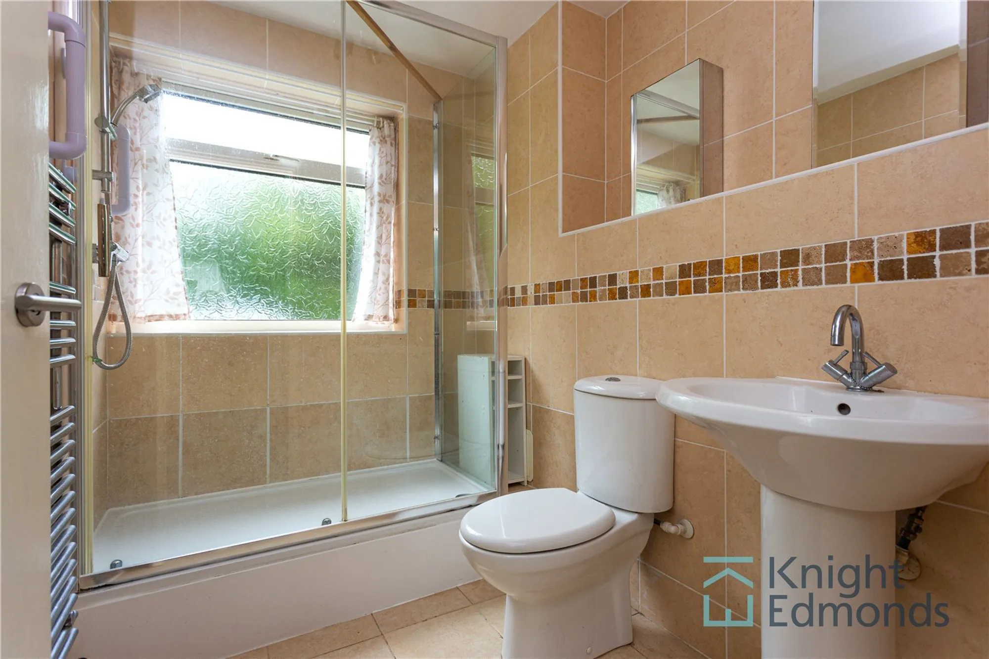 2 bed apartment for sale in Tonbridge Road, Maidstone  - Property Image 9