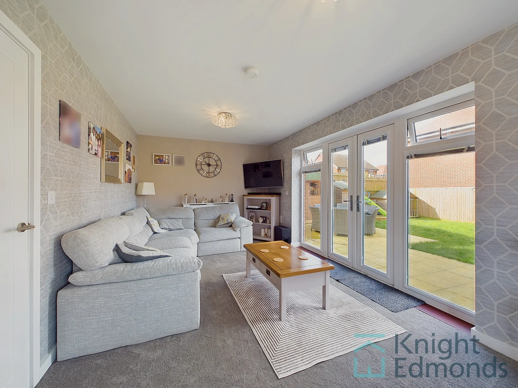 3 bed detached house for sale in Broad Drive, Maidstone  - Property Image 5