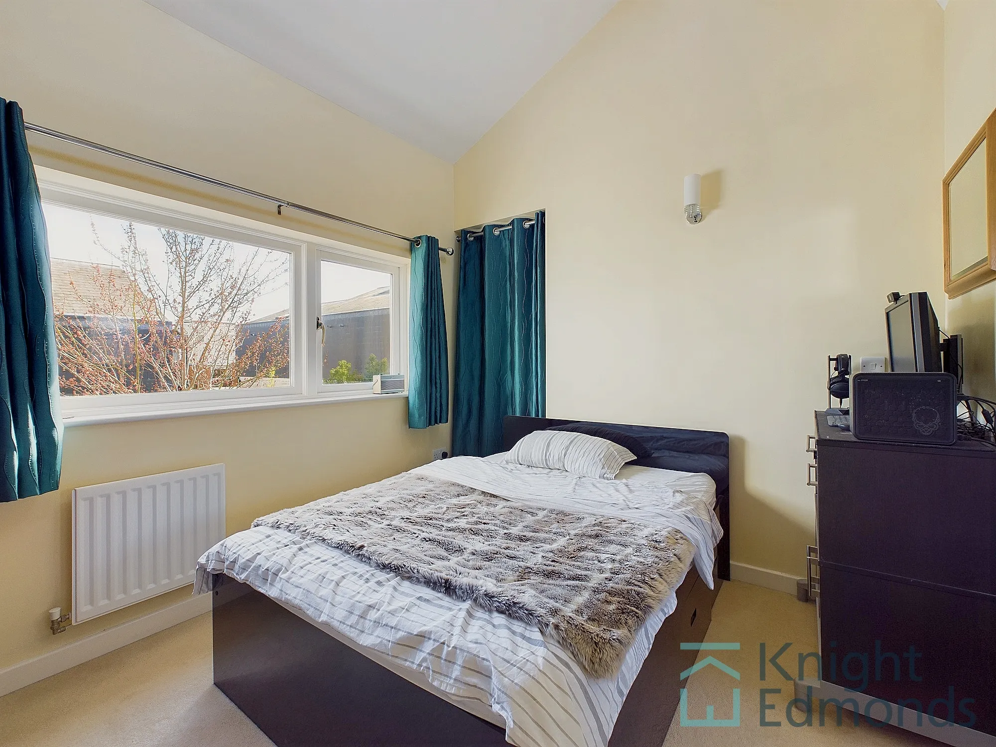 3 bed detached house for sale in Duke Of York Way, Maidstone  - Property Image 6