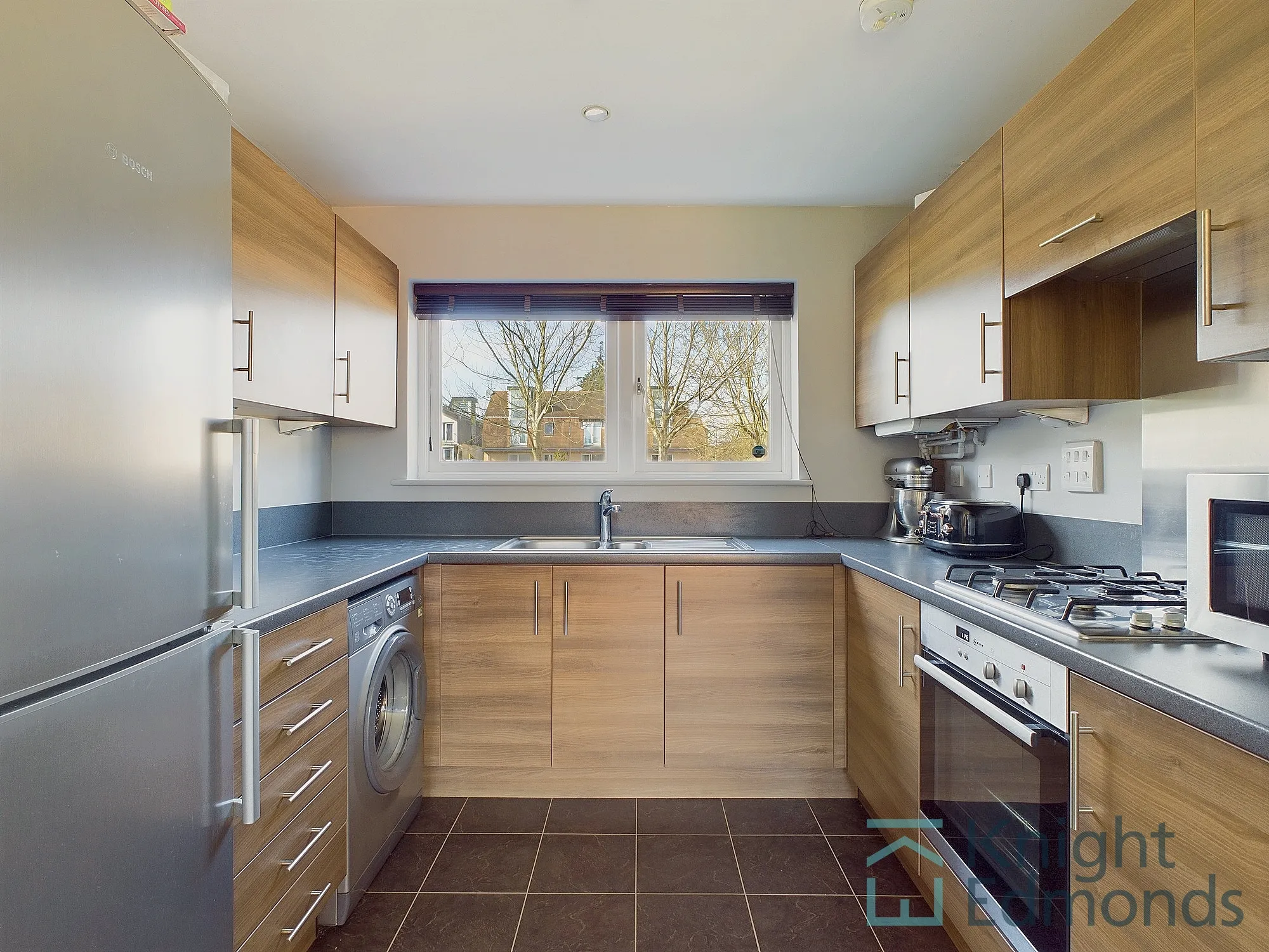 3 bed detached house for sale in Duke Of York Way, Maidstone  - Property Image 2