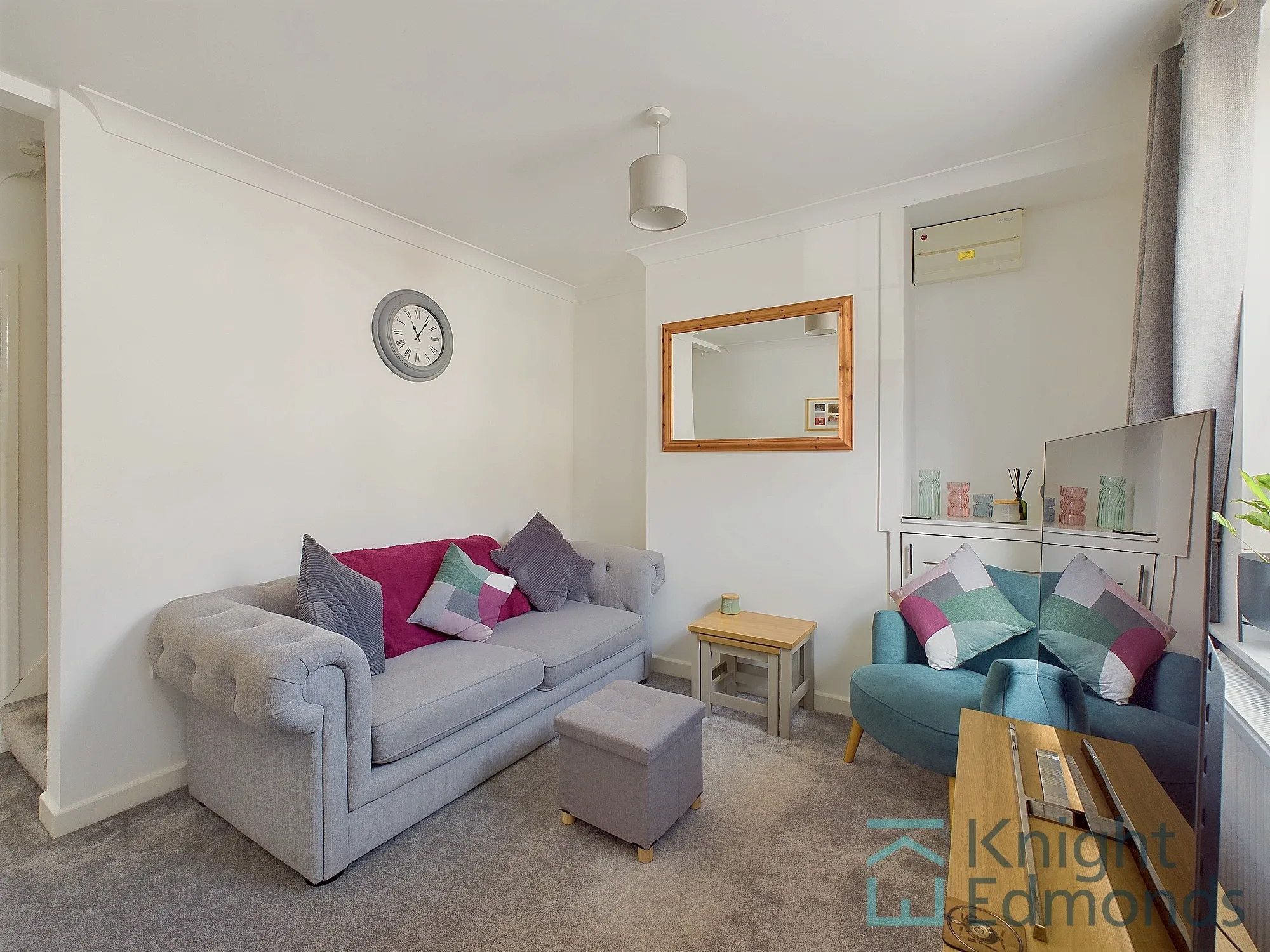 2 bed terraced house to rent in Gladstone Road, Maidstone  - Property Image 2