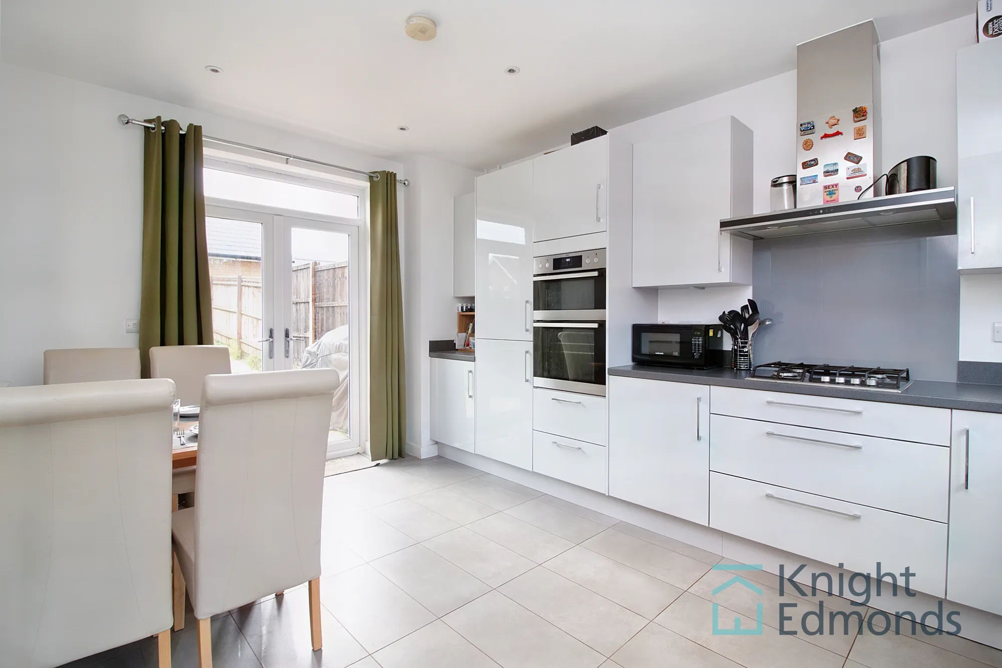 4 bed terraced house for sale in Chapelfield Way, Maidstone 1