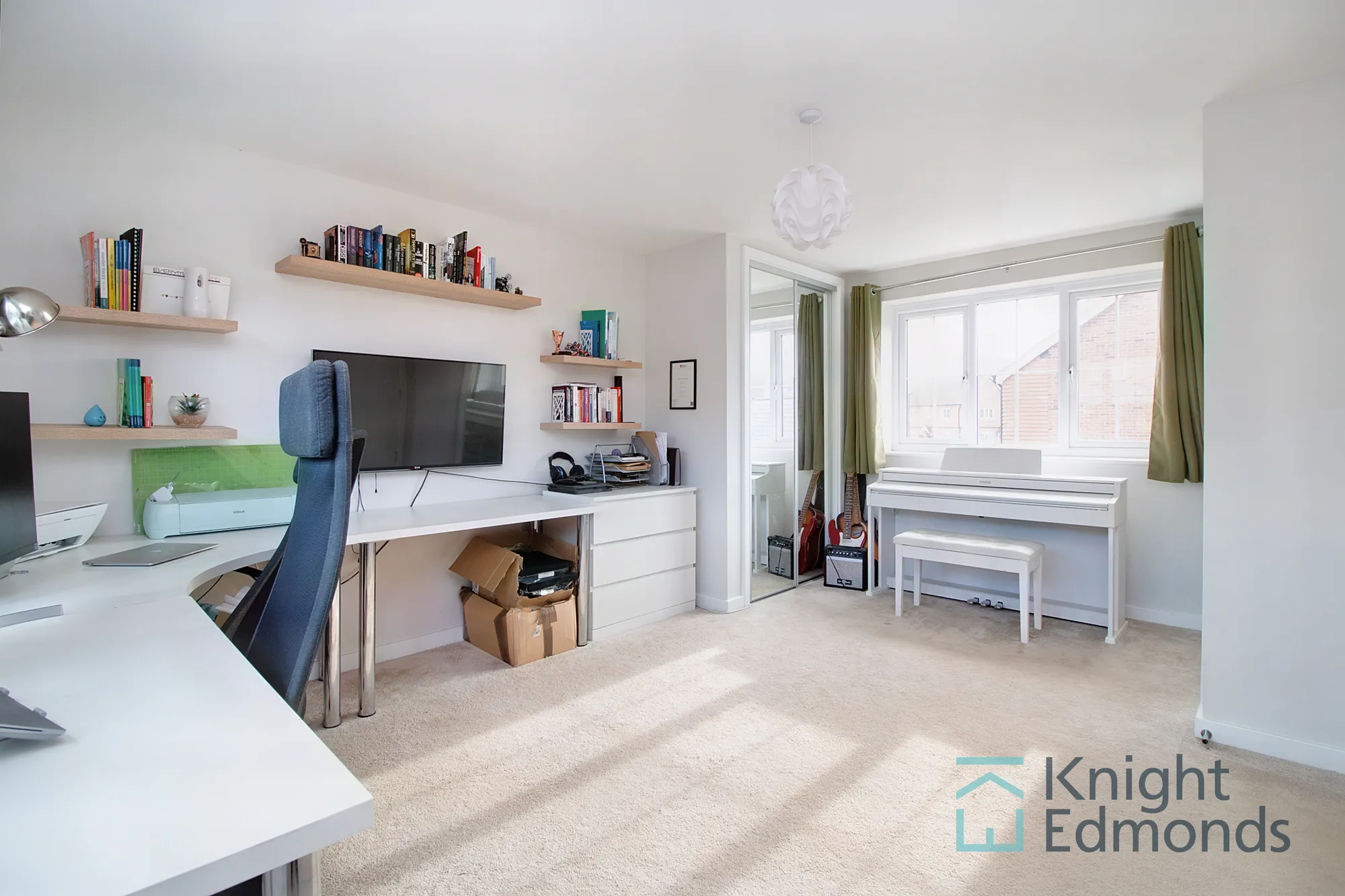 4 bed terraced house for sale in Chapelfield Way, Maidstone 7