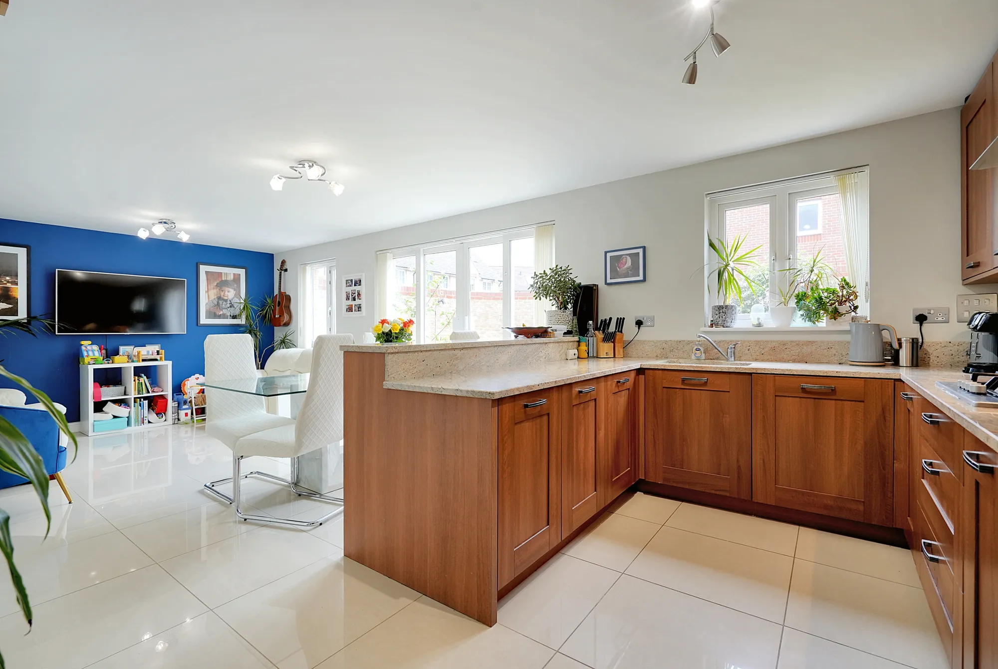 4 bed house for sale in St. Catherines Road, Maidstone  - Property Image 6