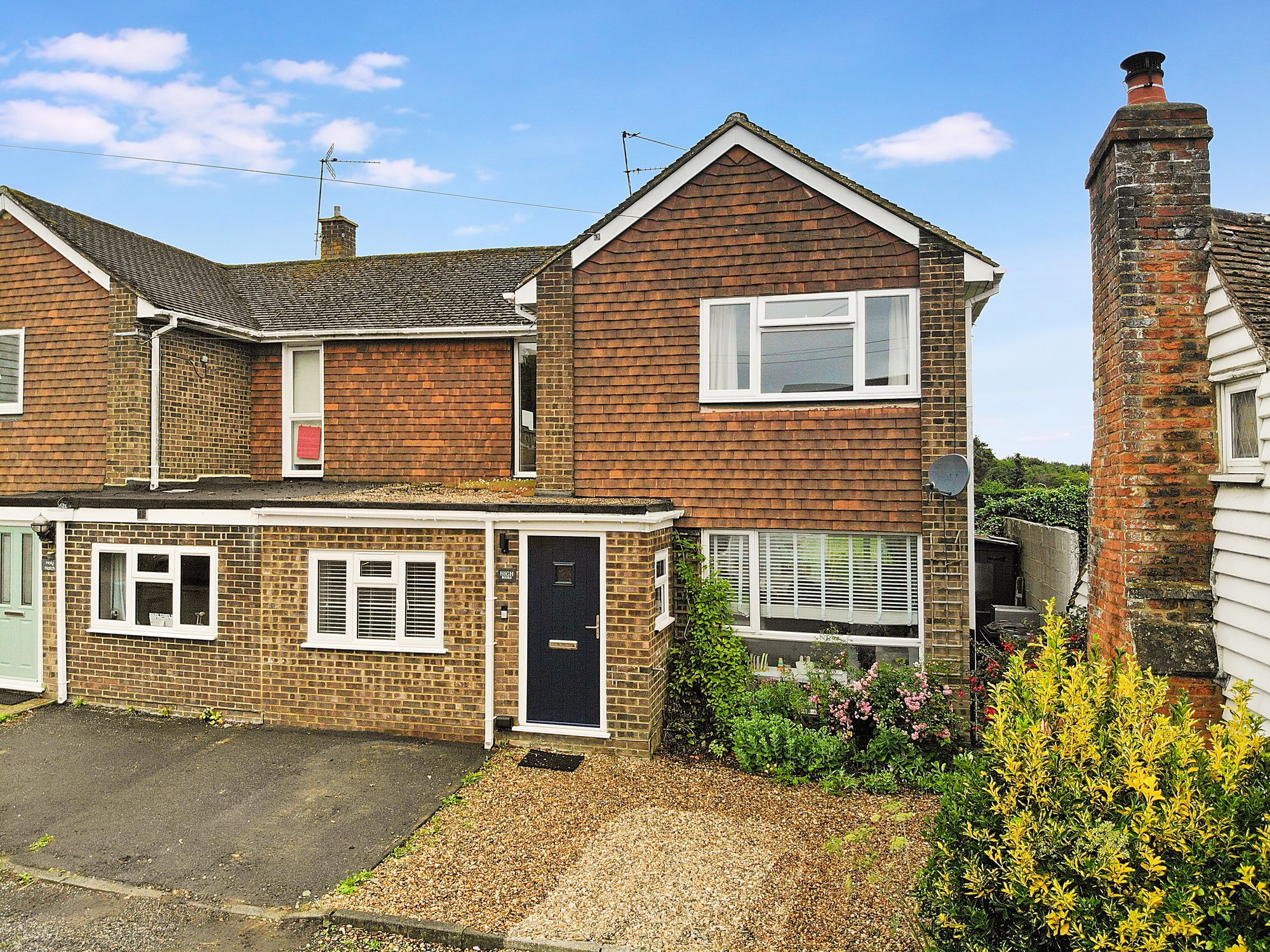 3 bed house for sale in Chart Corner, Maidstone  - Property Image 3