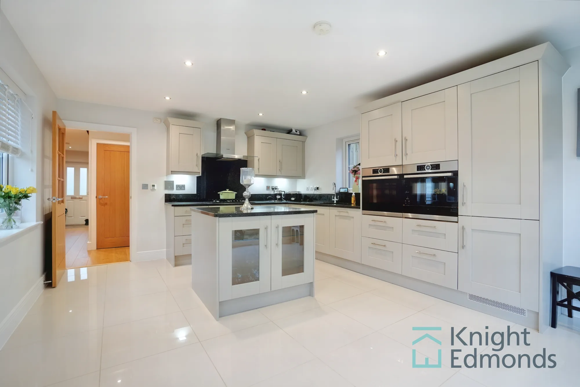 4 bed detached house for sale in Greensand Meadow, Maidstone 6