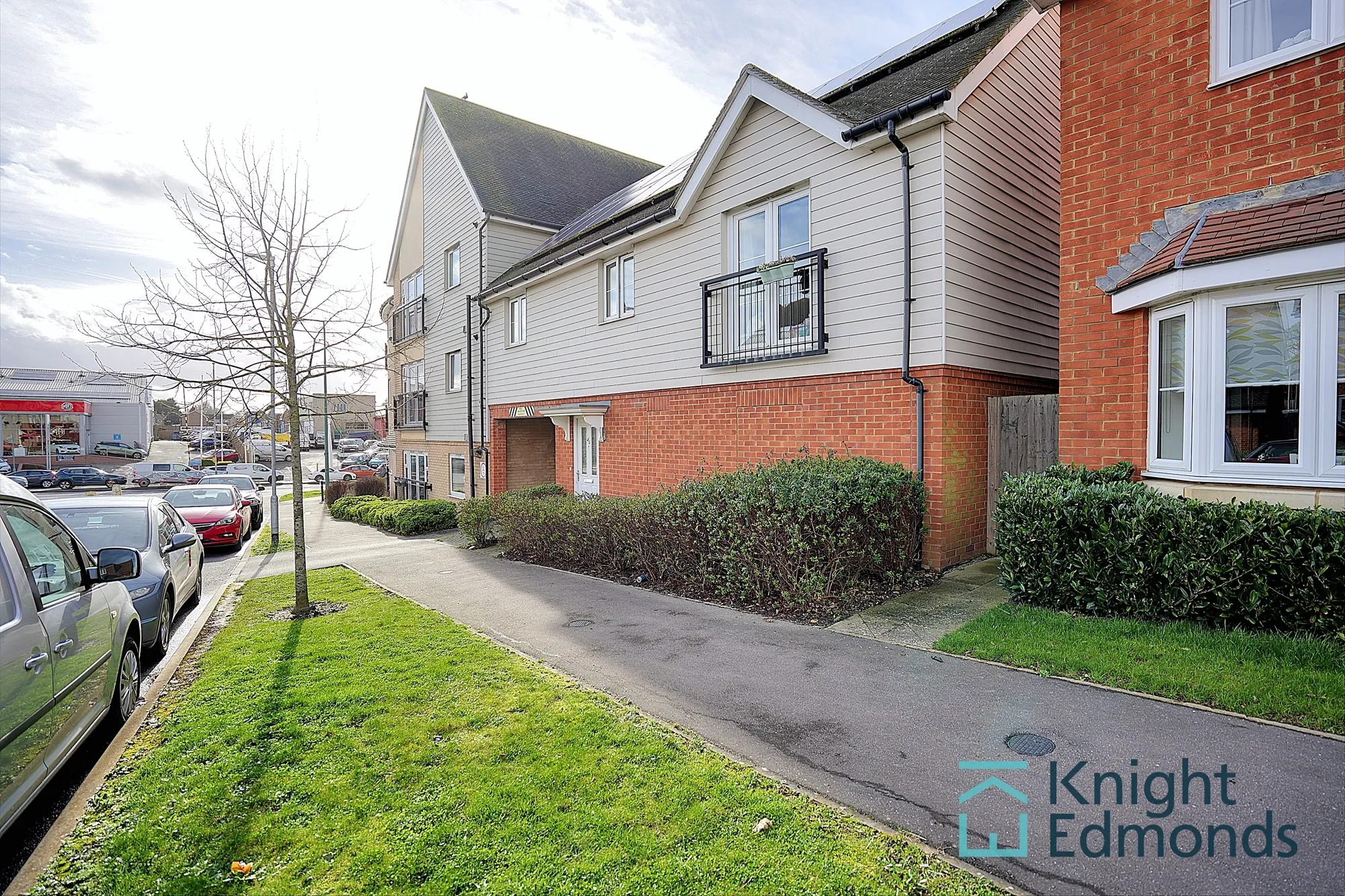 2 bed for sale in Buffkyn Way, Maidstone  - Property Image 9