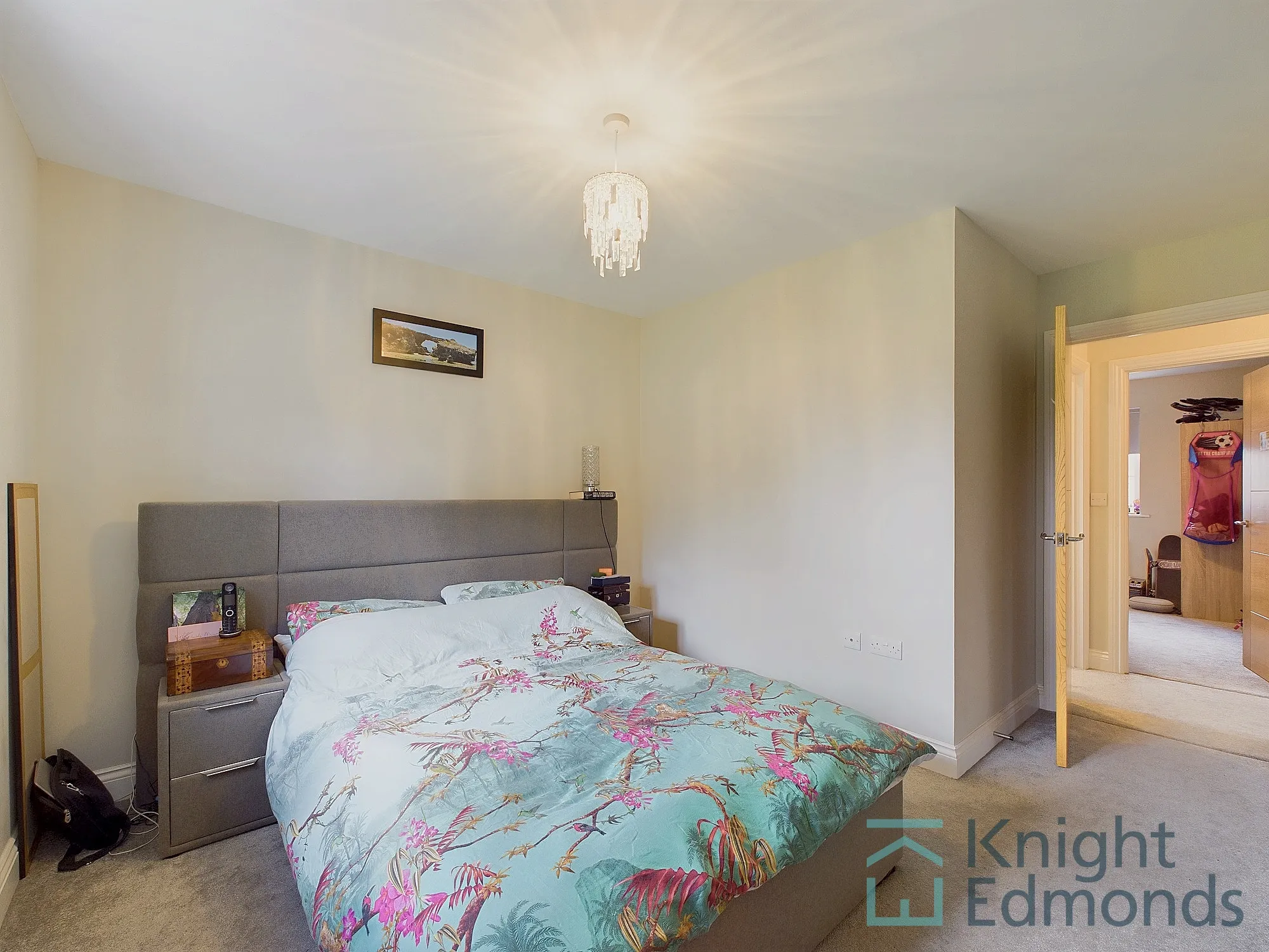 3 bed semi-detached house for sale in Castle Way, Maidstone  - Property Image 14