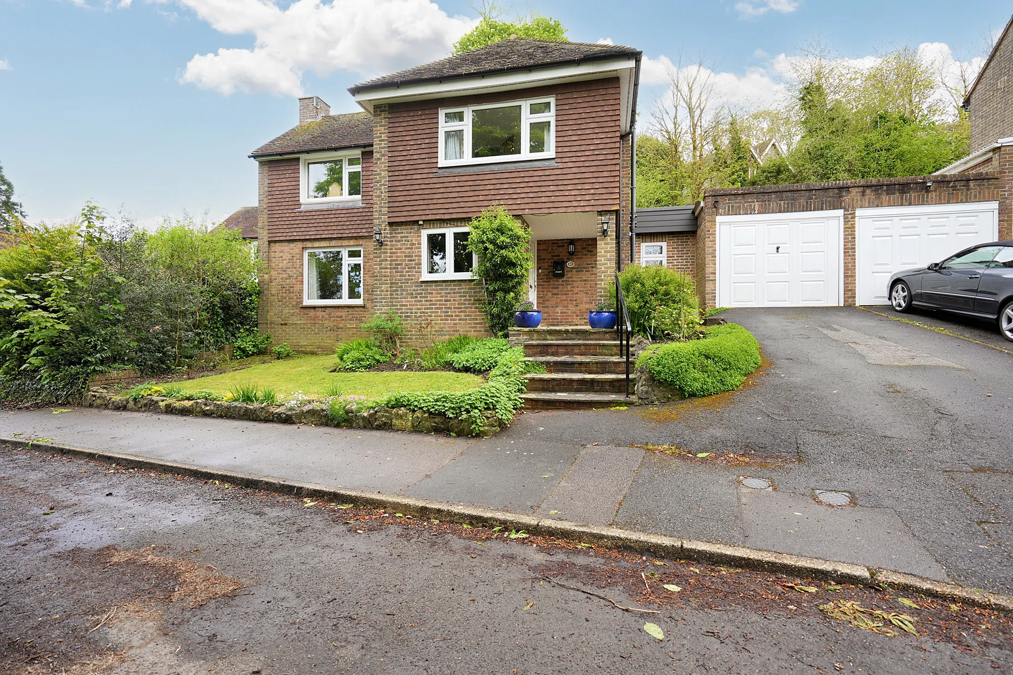 4 bed detached house for sale in Old Loose Close, Maidstone - Property Image 1