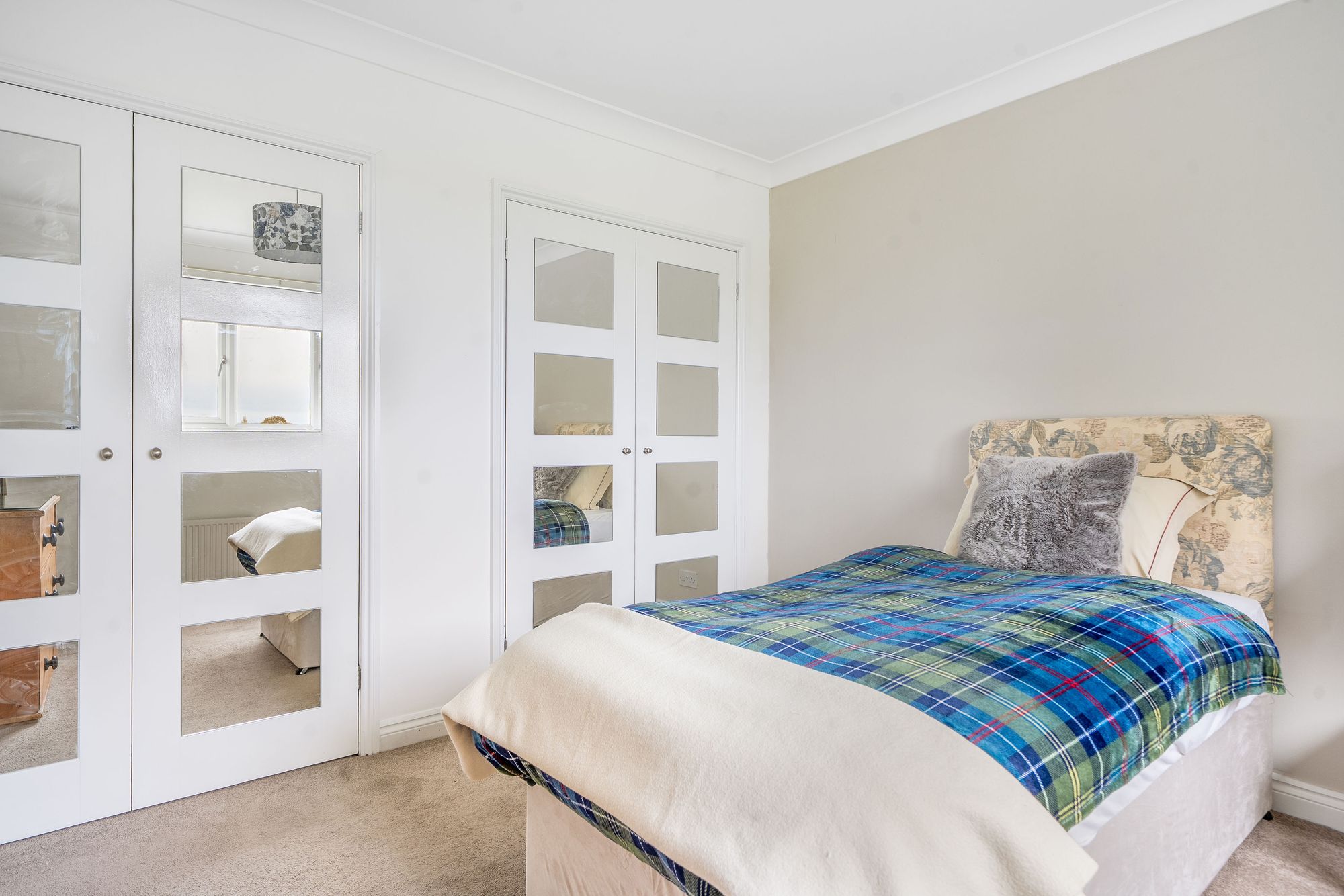 3 bed detached house for sale in Millend, Pershore 8