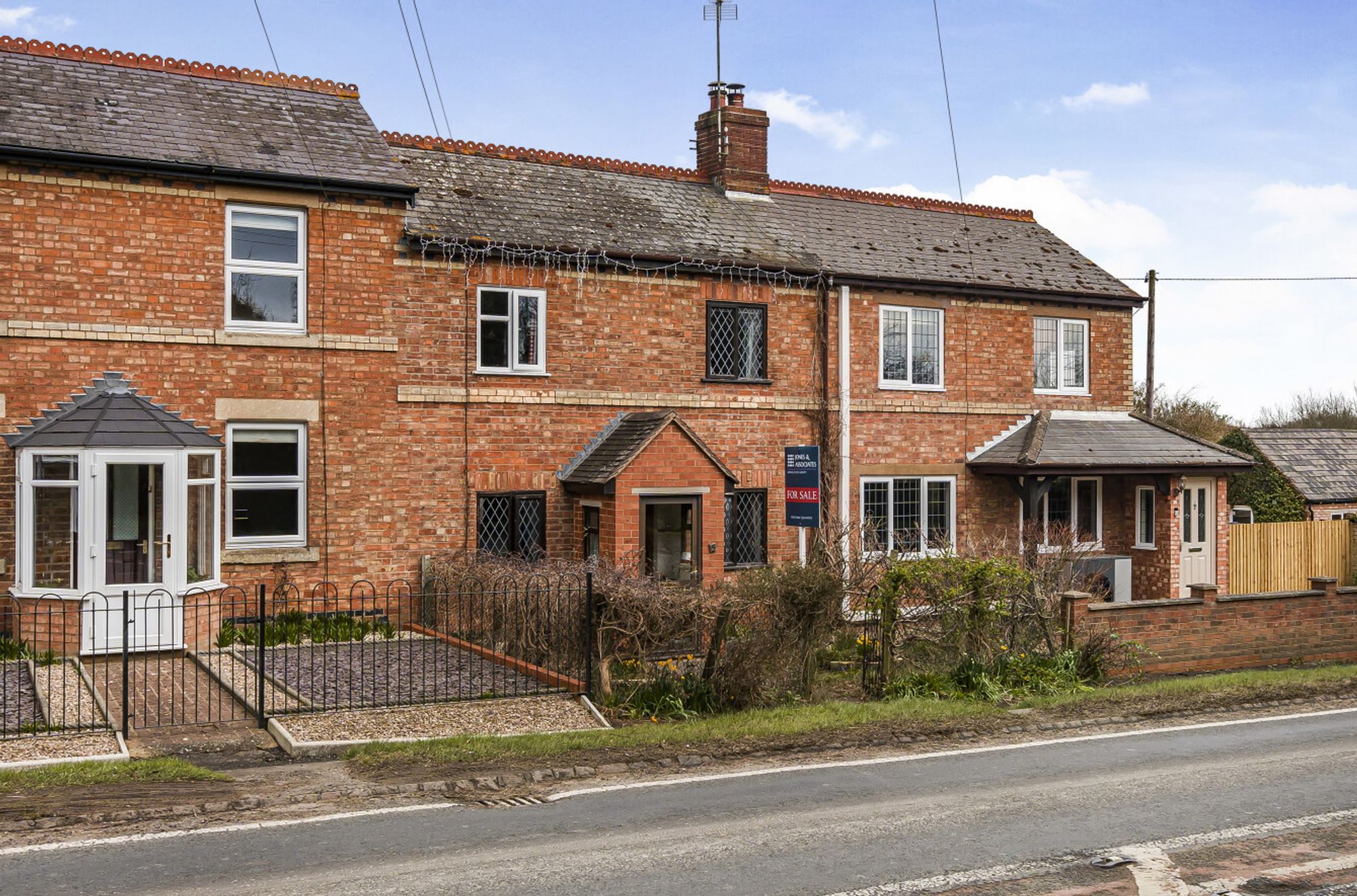 2 bed mid-terraced house for sale in Main Road, Pershore  - Property Image 1