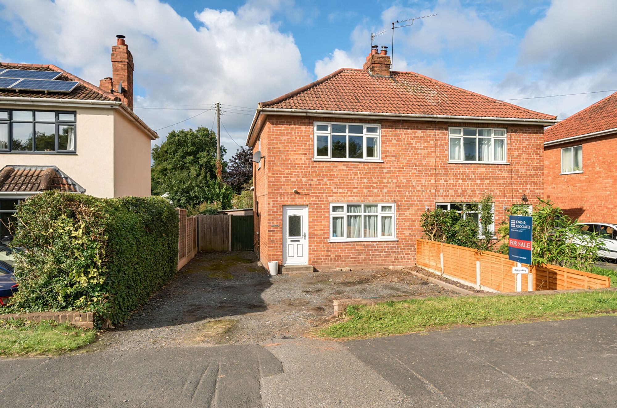 2 bed semi-detached house for sale in Main Road, Droitwich  - Property Image 2