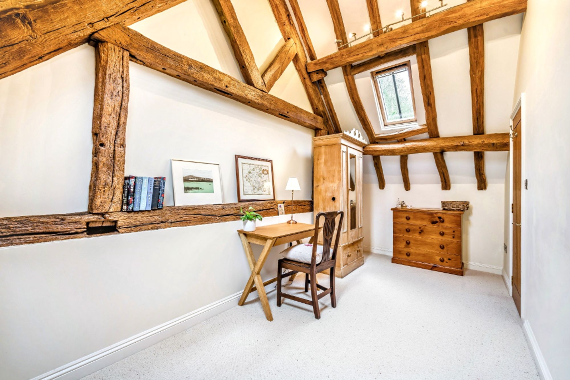 2 bed barn conversion for sale in Halesend Grittles End, Malvern 12