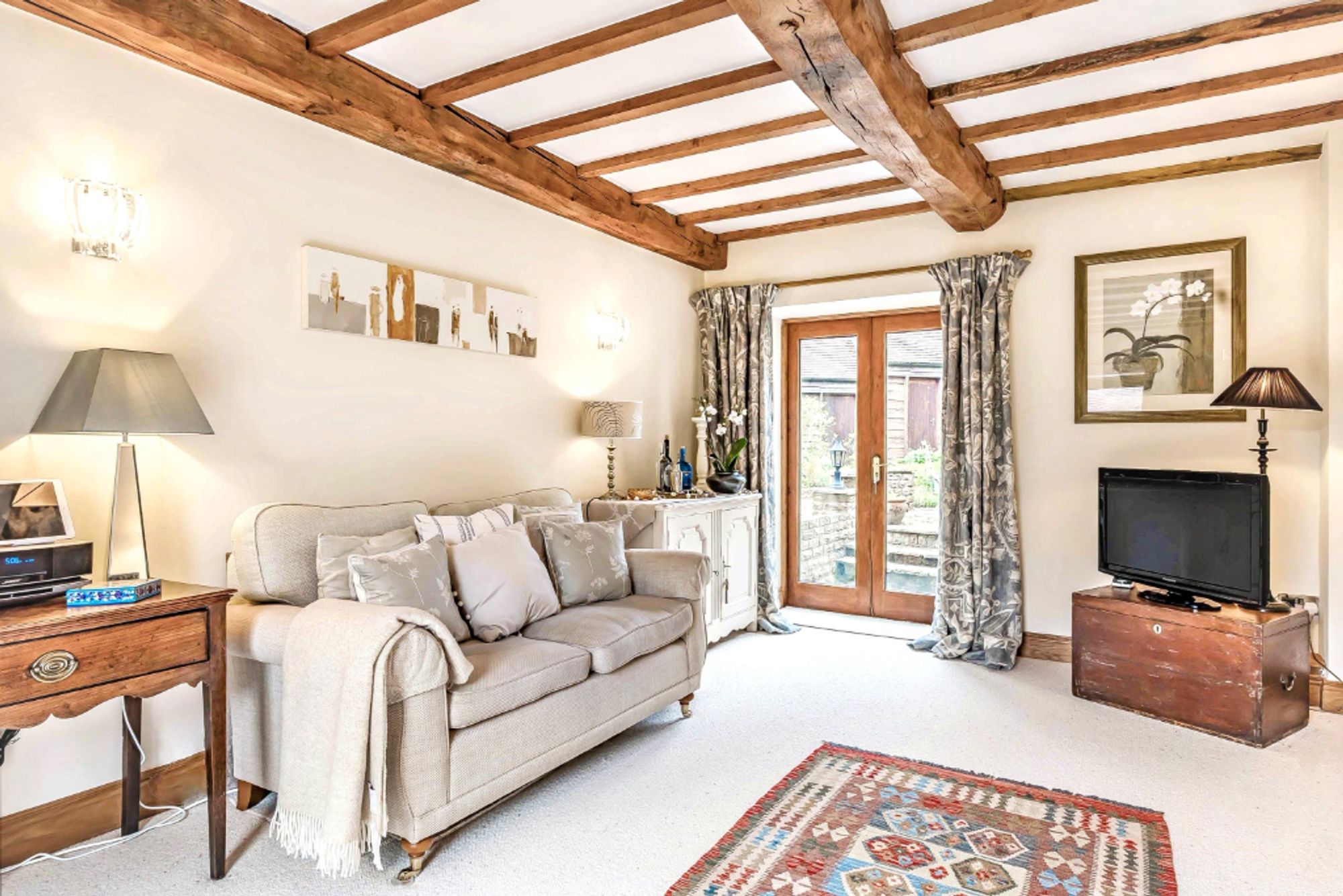 2 bed barn conversion for sale in Halesend Grittles End, Malvern  - Property Image 4