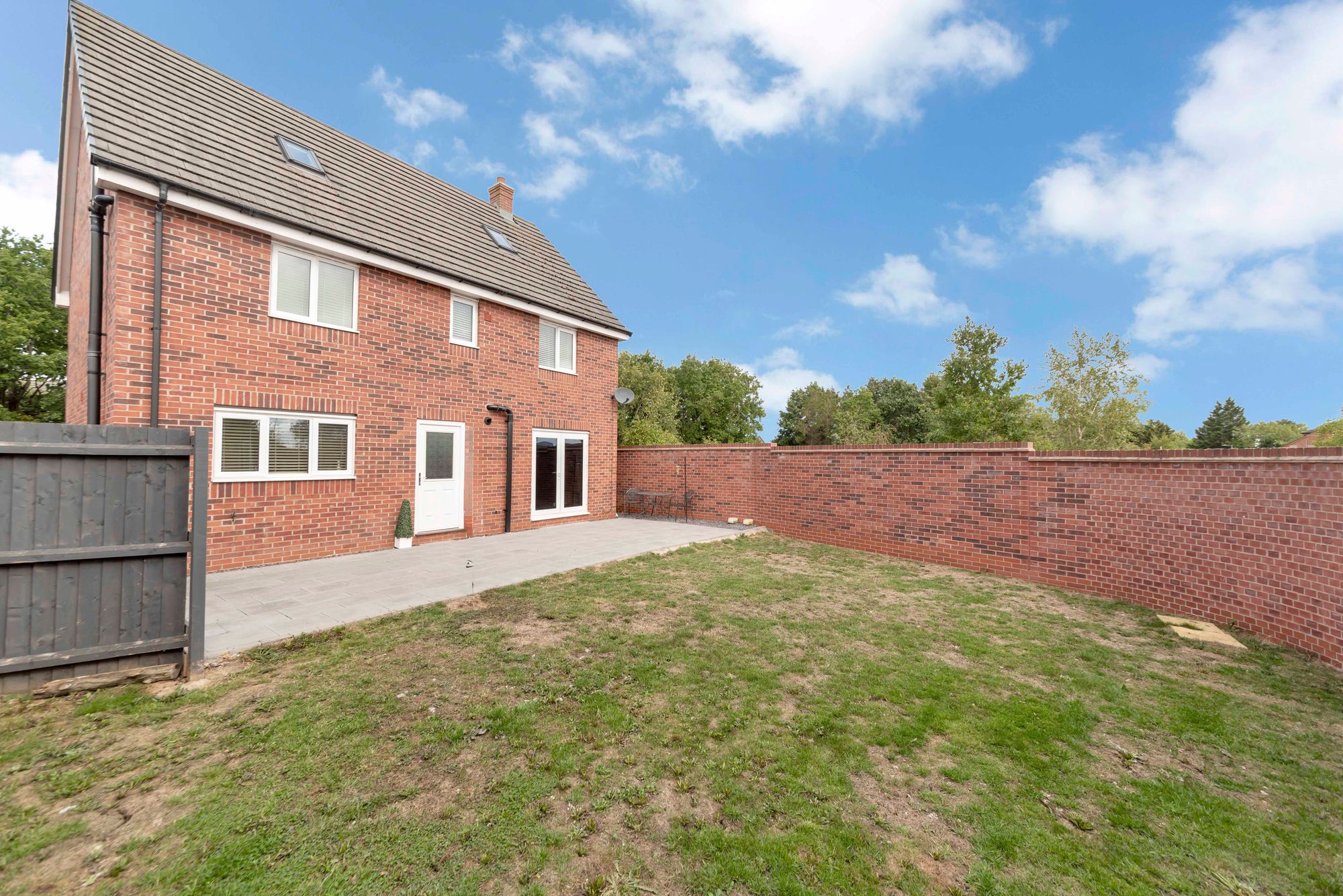 5 bed detached house for sale in Westcott Way, Pershore 18