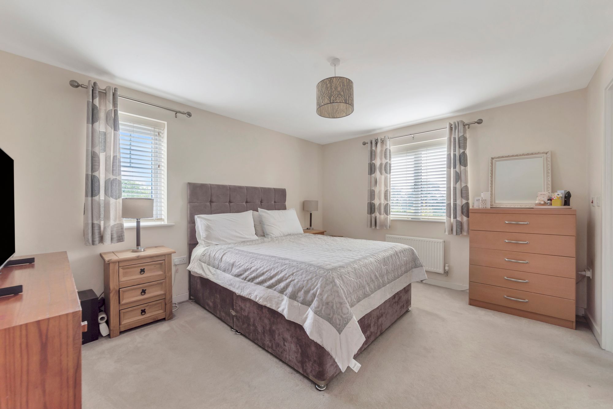 5 bed detached house for sale in Westcott Way, Pershore 7