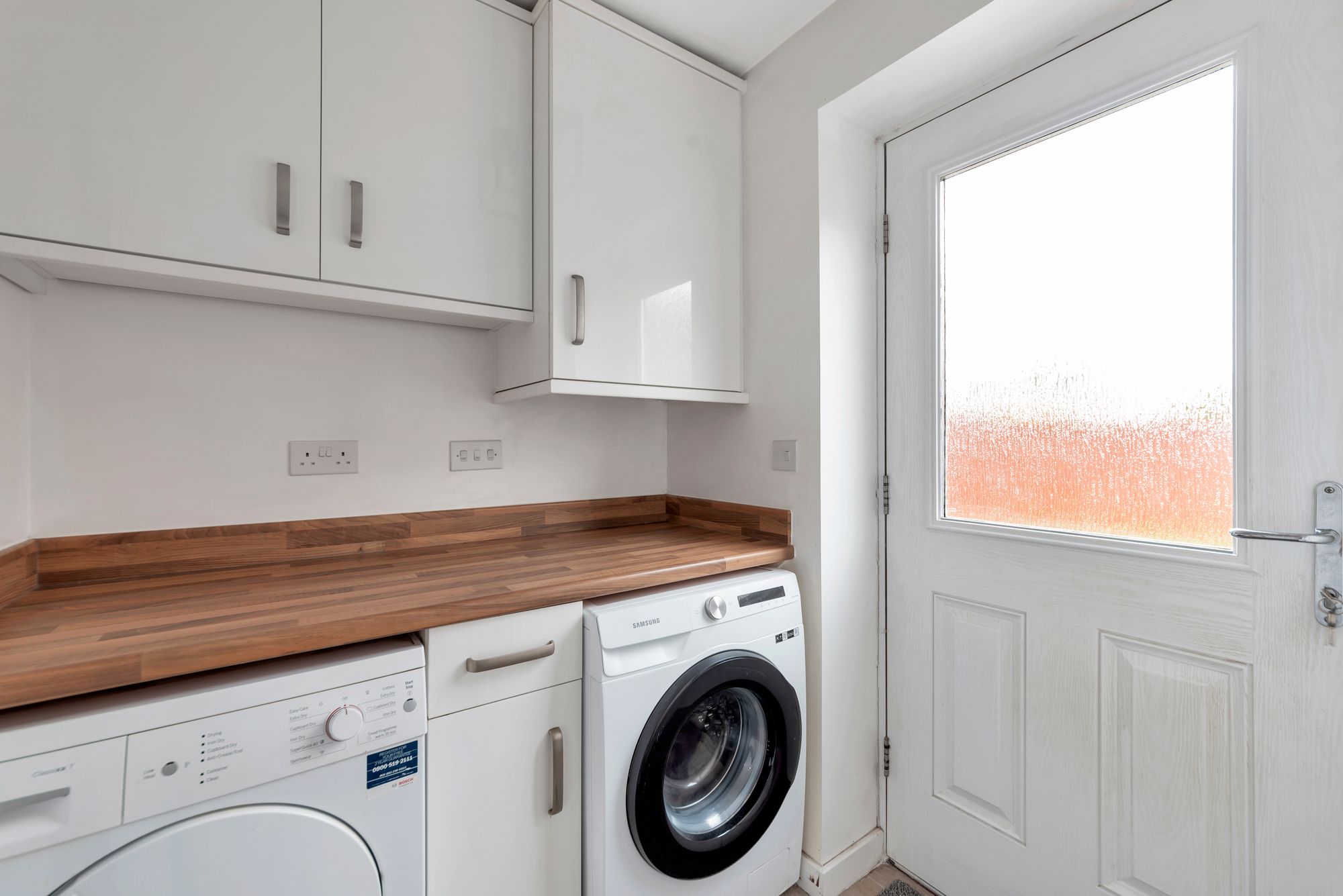 5 bed detached house for sale in Westcott Way, Pershore 4