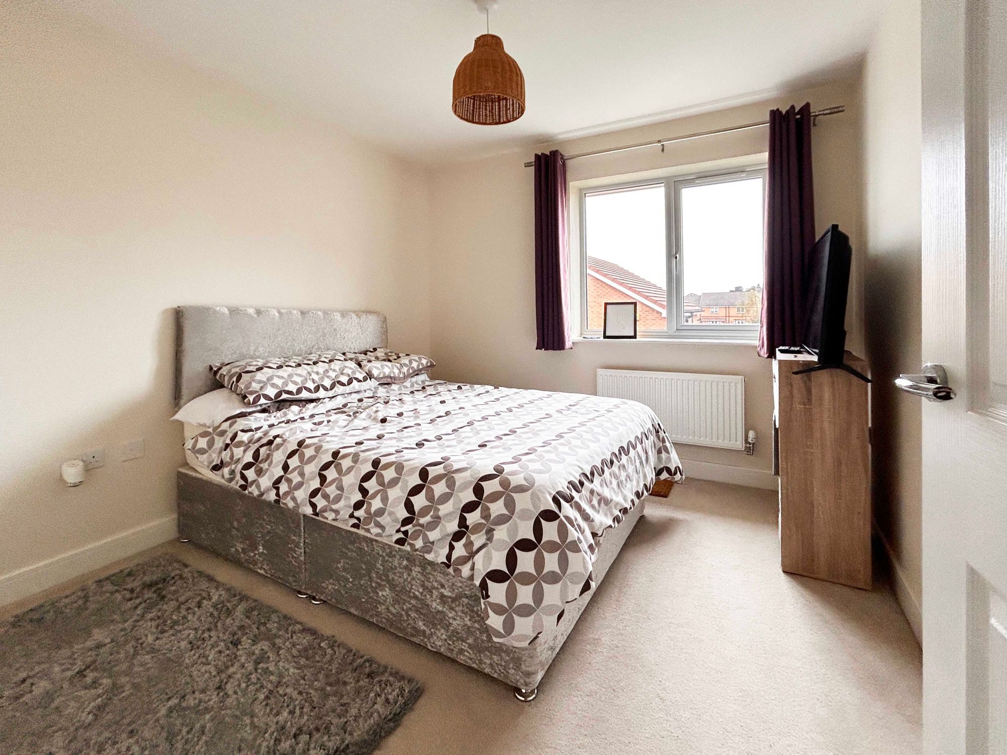 2 bed semi-detached house to rent in Goldfinch Rise, Pershore 3