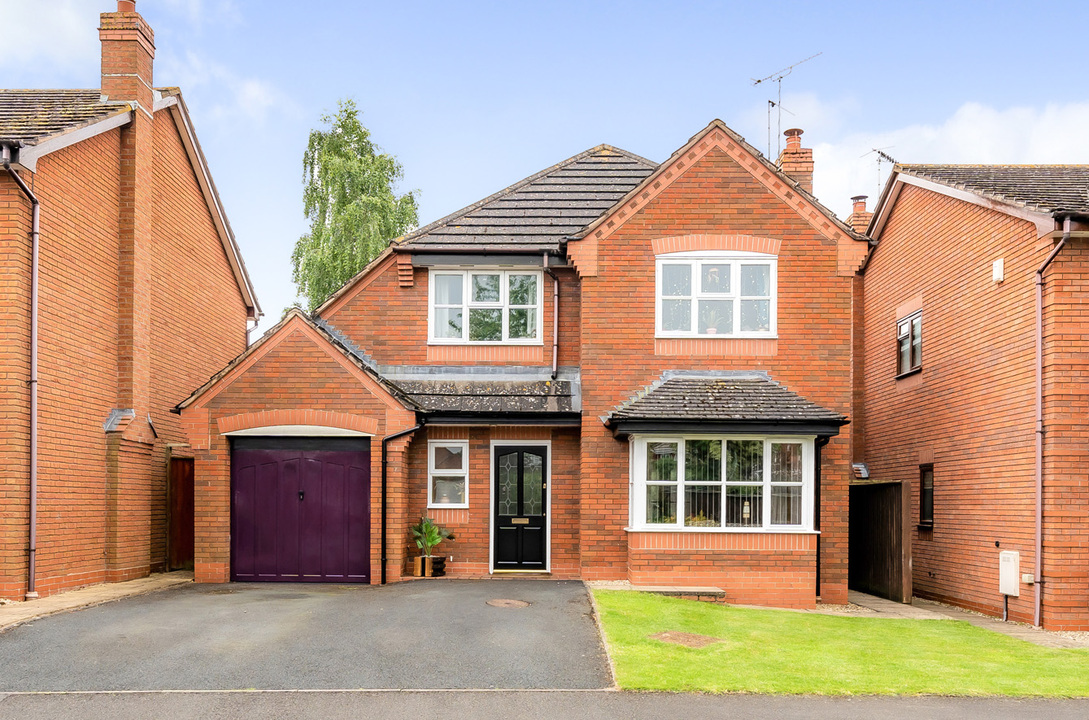 4 bed detached house for sale in Haines Avenue, Pershore - Property Image 1