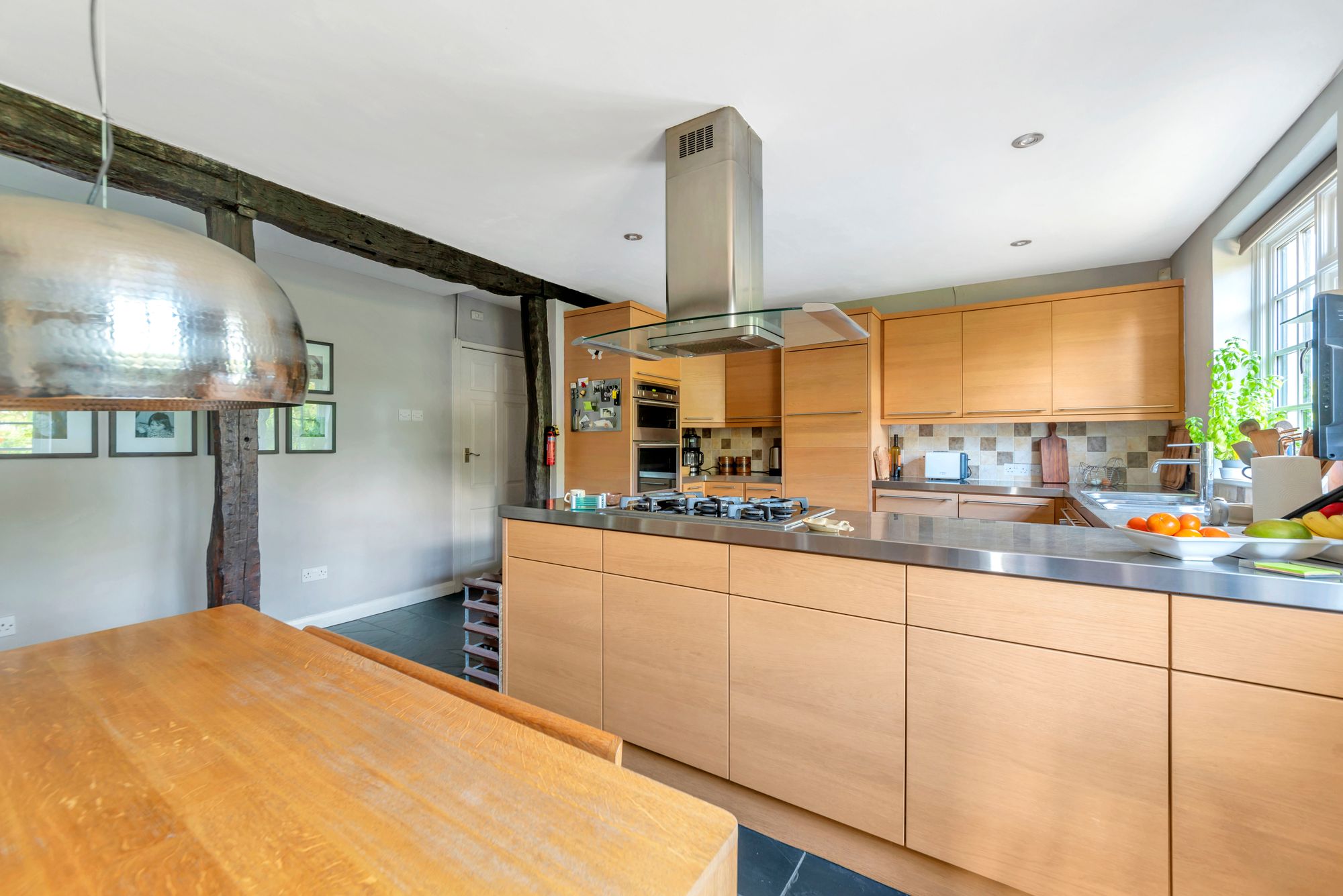 4 bed detached house for sale in Nafford Road, Pershore 3