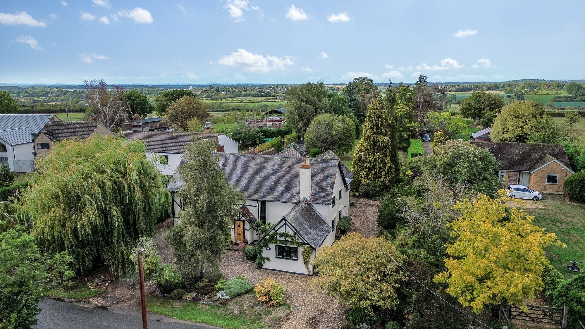 4 bed detached house for sale in Nafford Road, Pershore, WR10