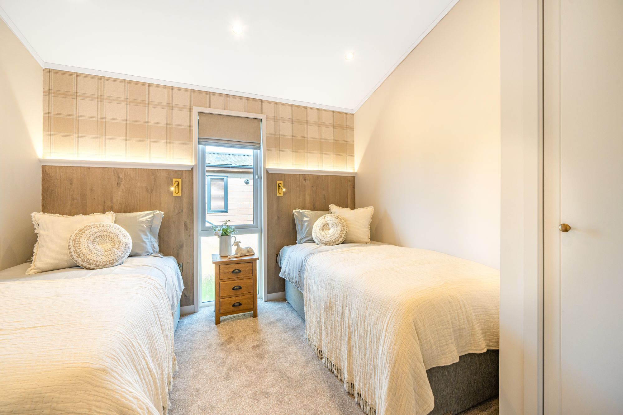 2 bed lodge for sale in Bowbrook Lodges, Pershore 7