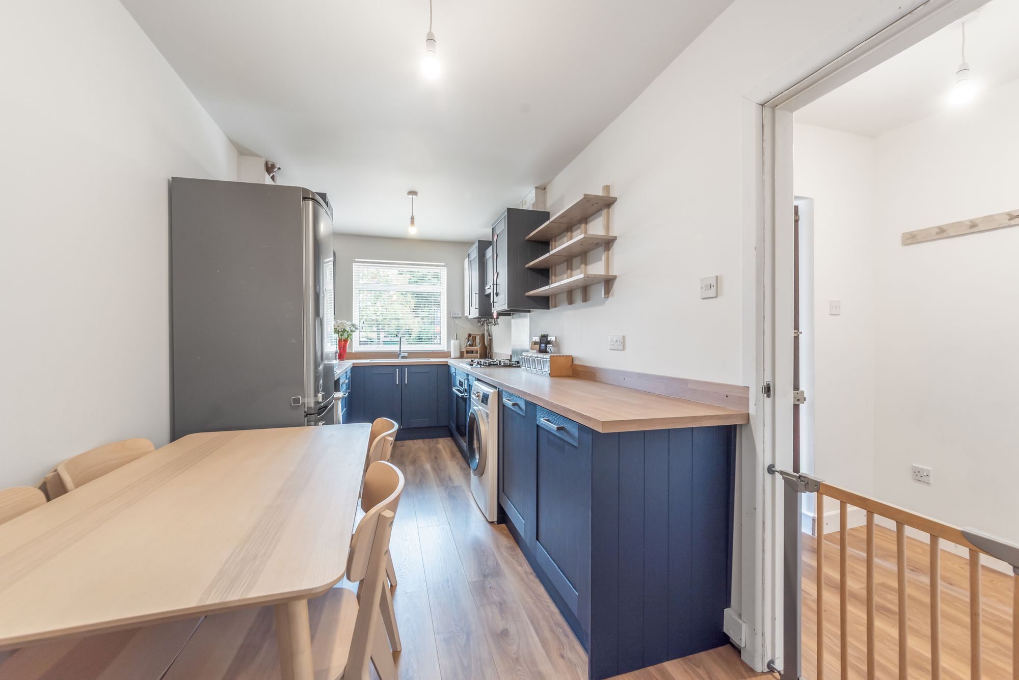 2 bed terraced house for sale in Redland Close, Malvern 6