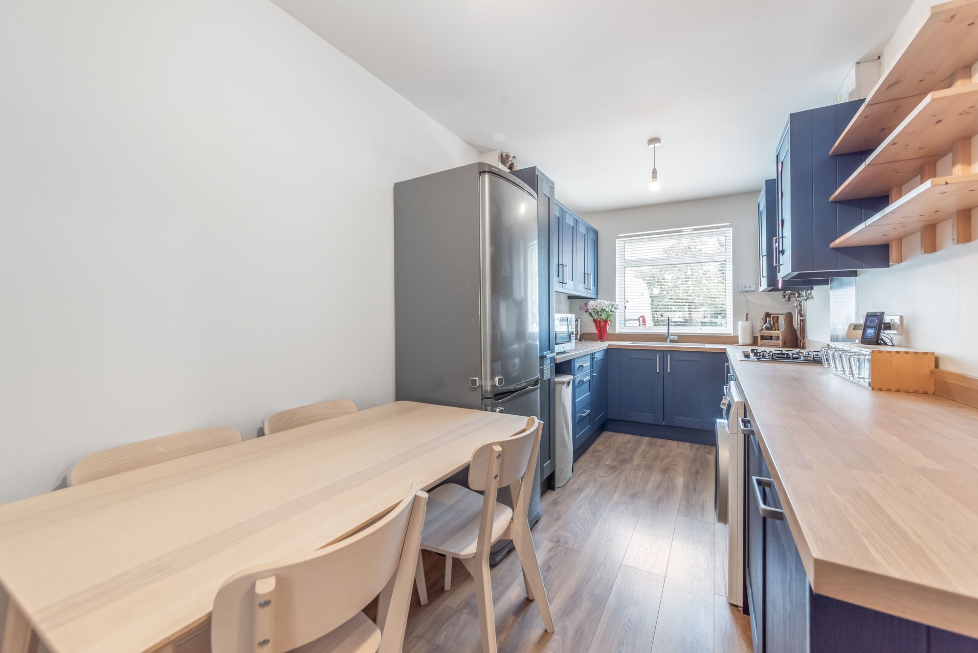 2 bed terraced house for sale in Redland Close, Malvern 4